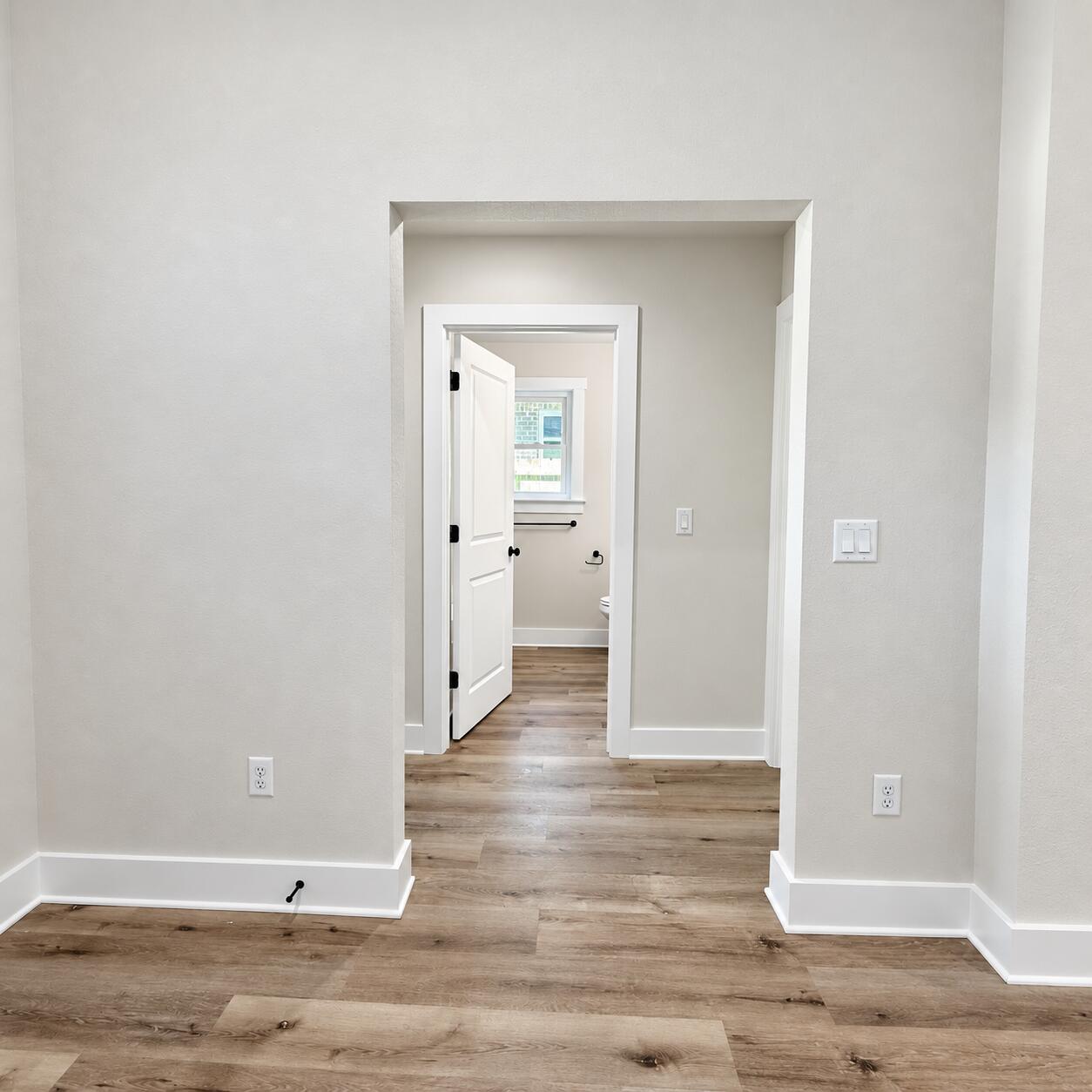 880 E Walnut Avenue Crestview FL 32539