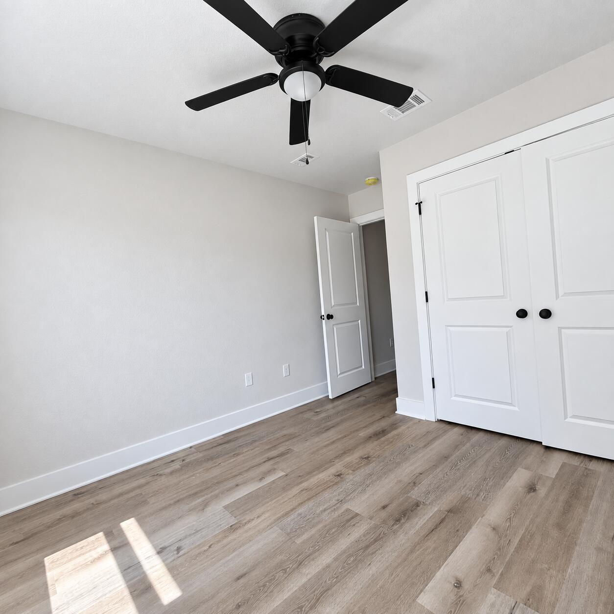 880 E Walnut Avenue Crestview FL 32539