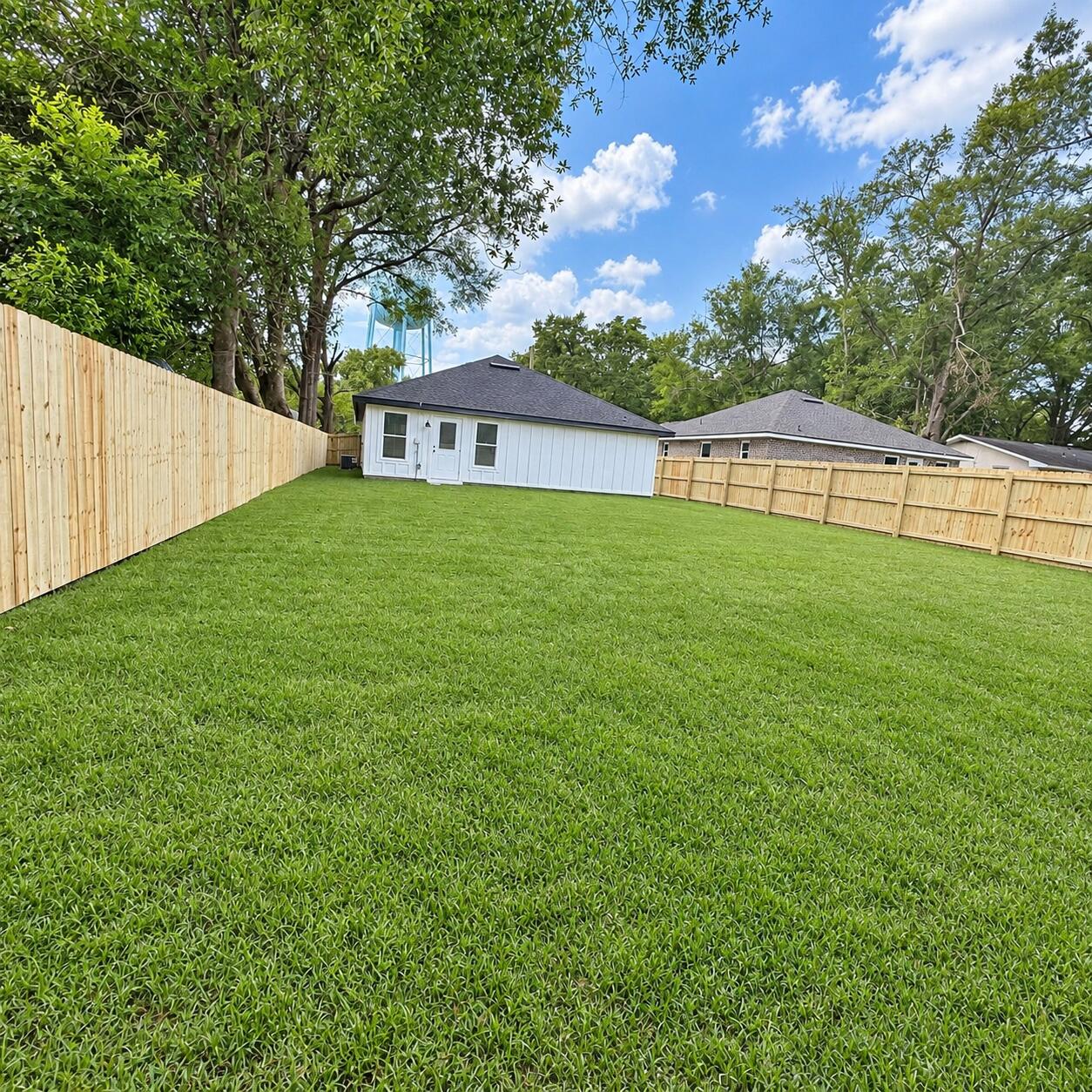 880 E Walnut Avenue Crestview FL 32539