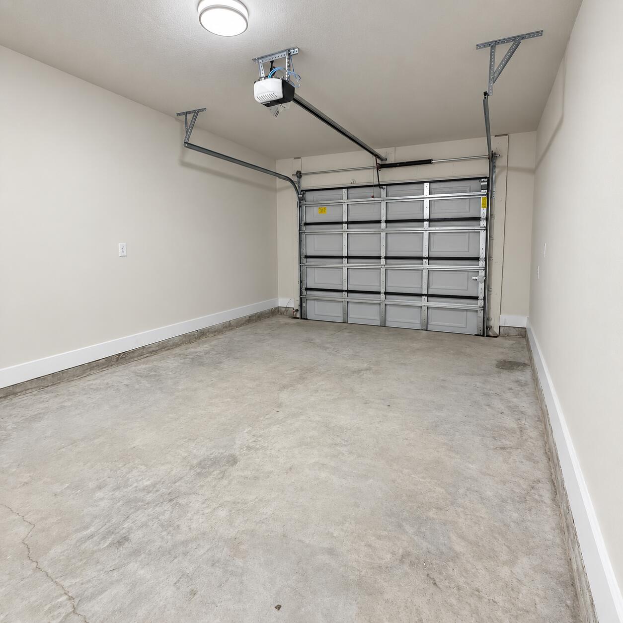 880 E Walnut Avenue Crestview FL 32539