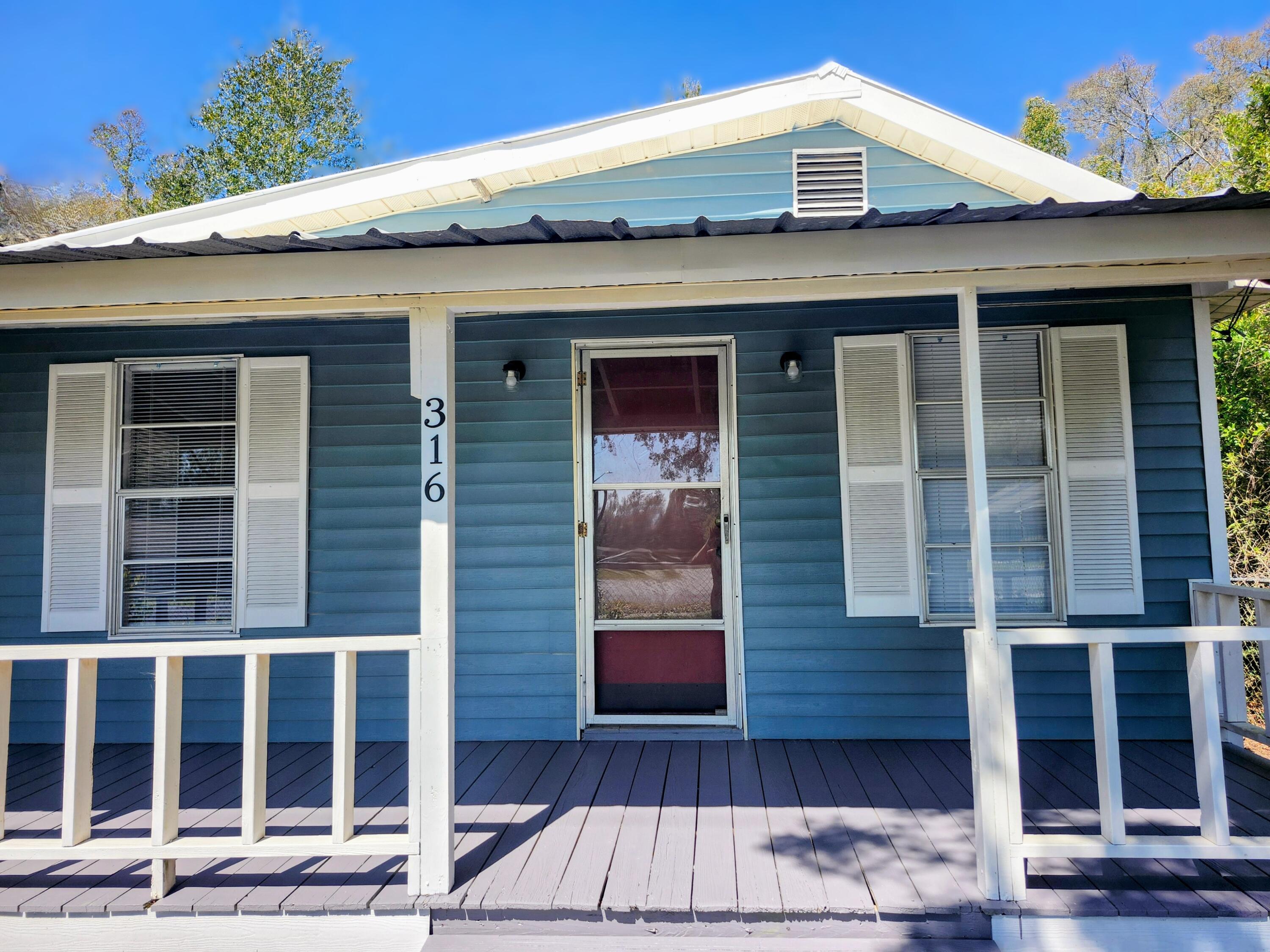 DeFuniak Springs FL, 316 S 19th Street