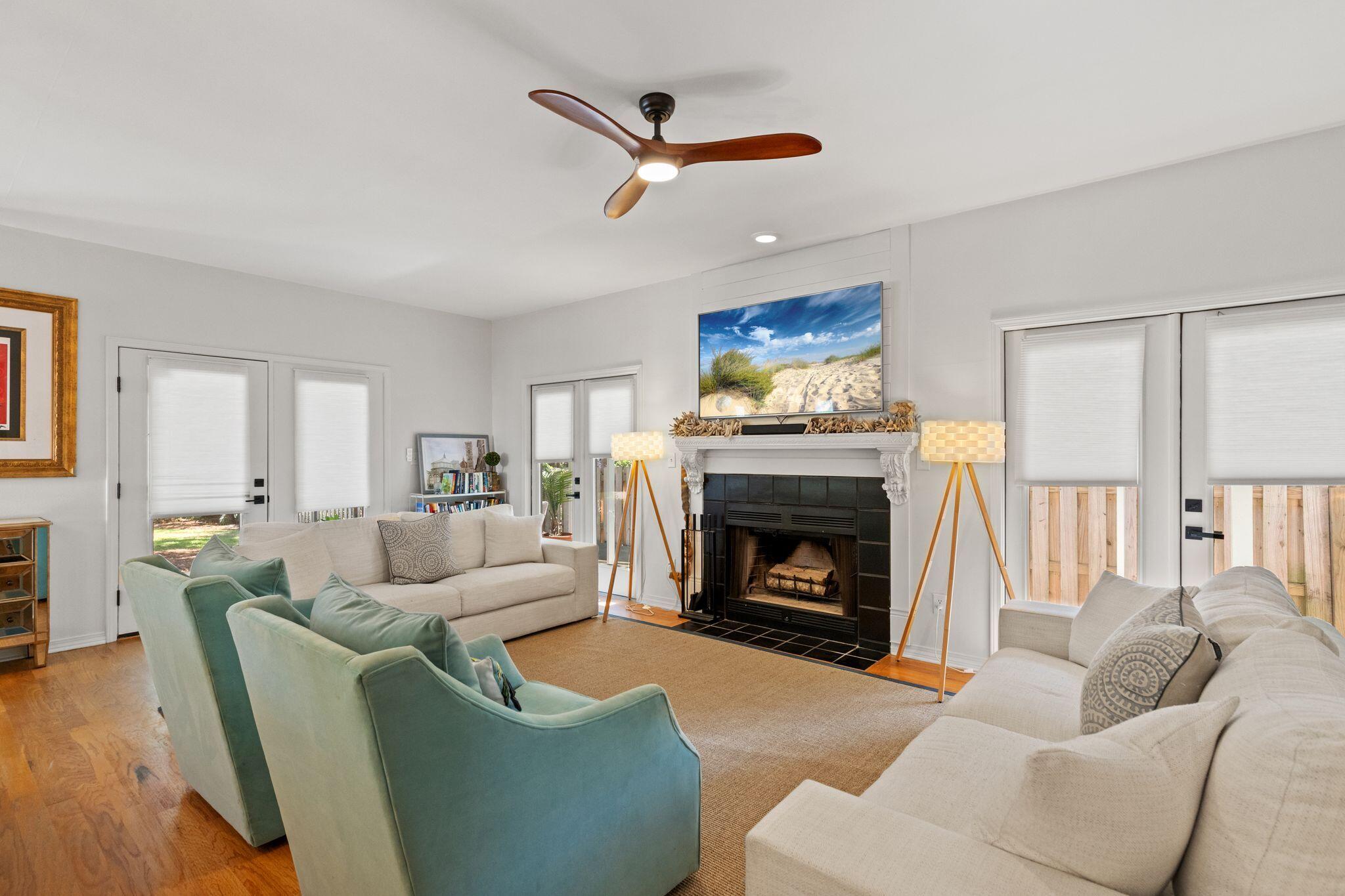 2126 Schooner Cove Miramar Beach FL 32550