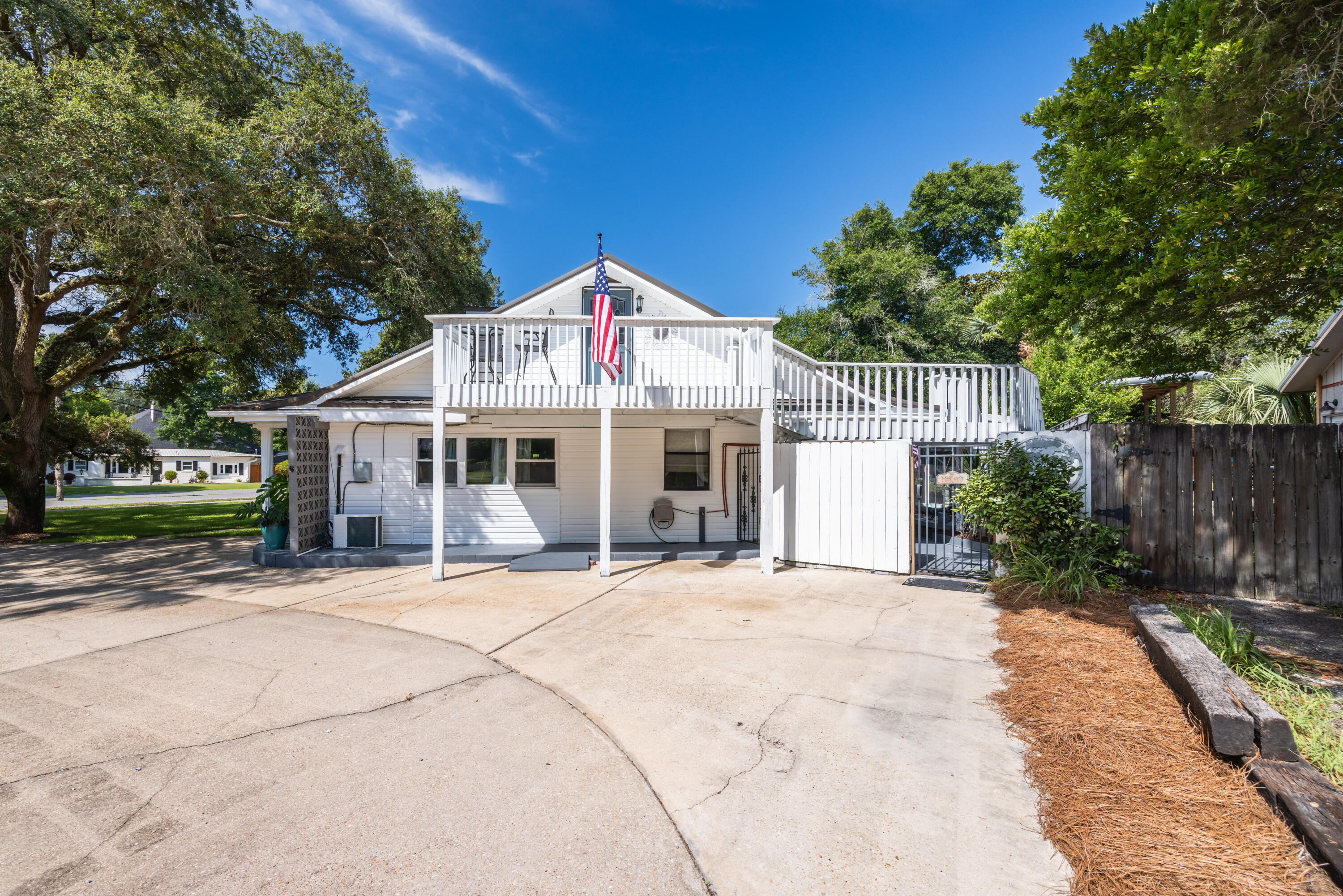 2 NE Bay Drive Fort Walton Beach FL 32548