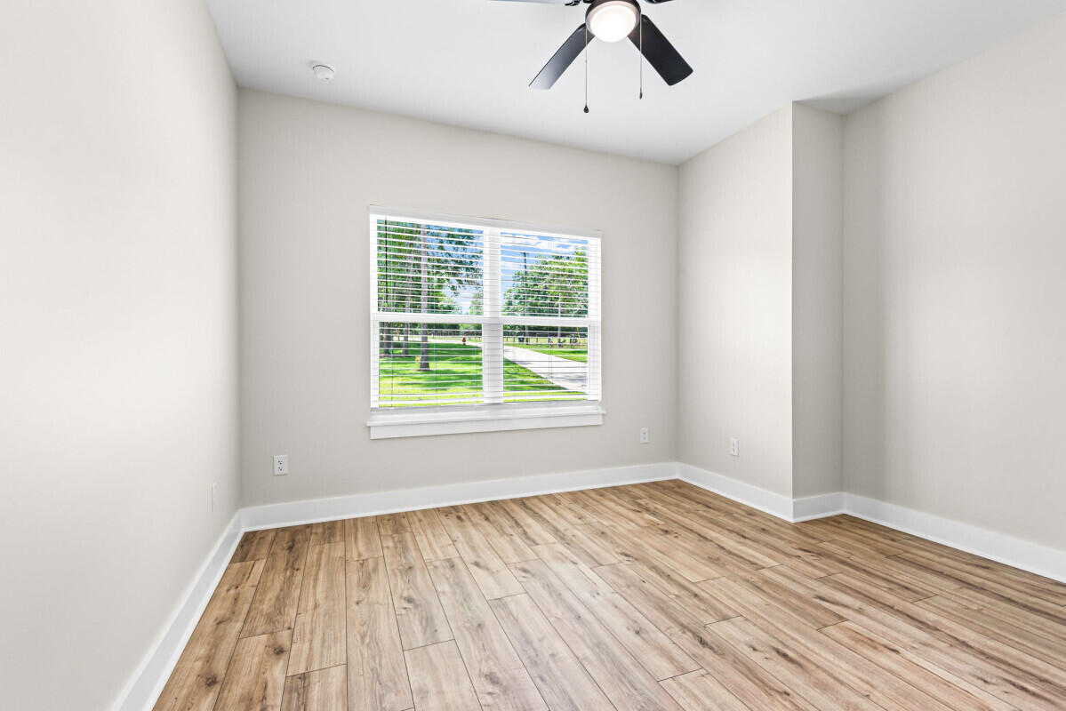 699 Pinewood Drive Defuniak Springs FL 32433