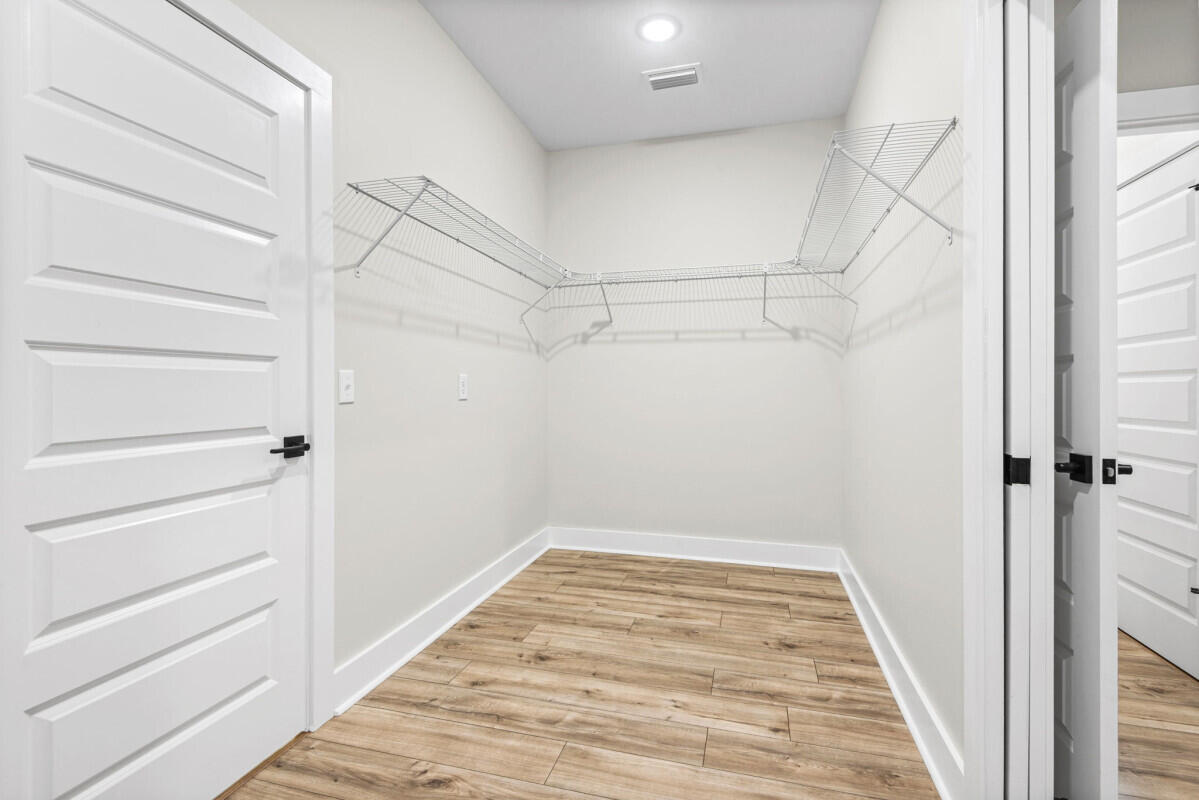 699 Pinewood Drive Defuniak Springs FL 32433