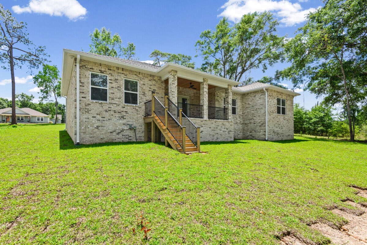 699 Pinewood Drive Defuniak Springs FL 32433