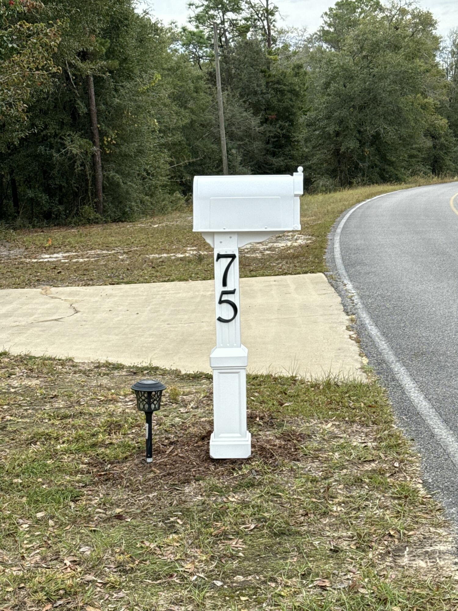 75 Evergreen Parkway Defuniak Springs FL 32435