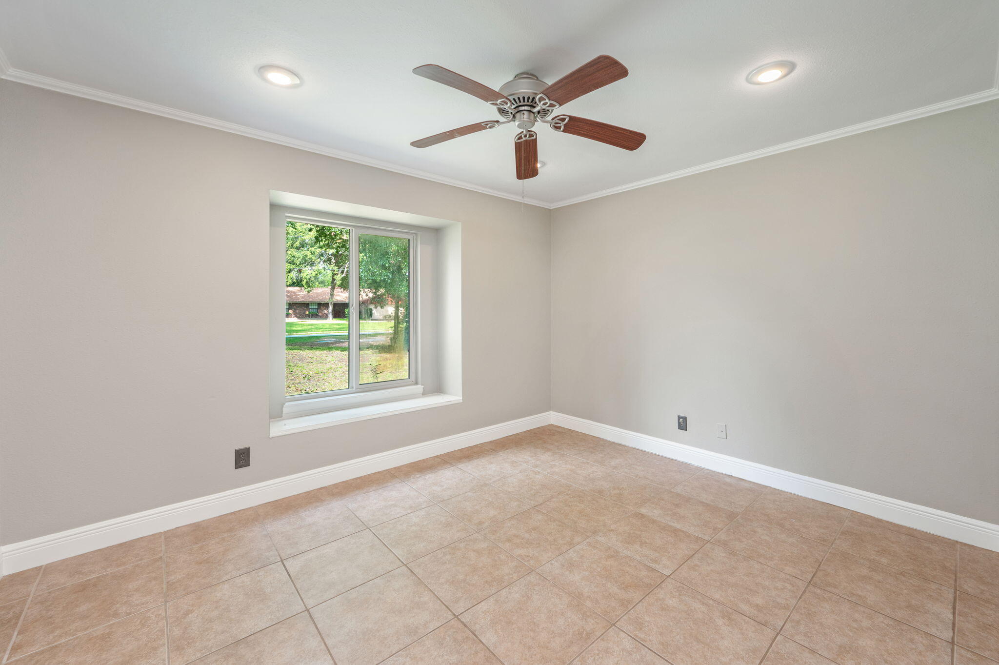1732 Bayshore Drive Niceville FL 32578