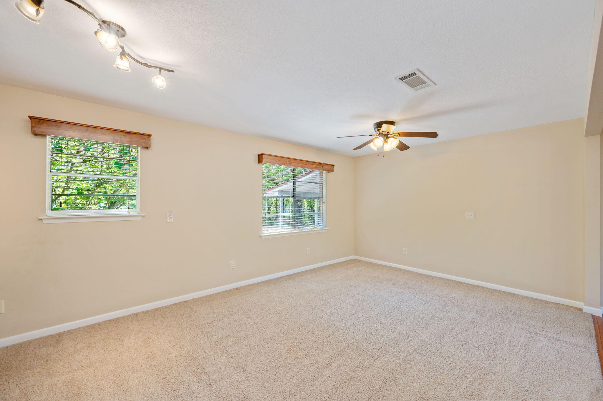 5630 Buck Ward Road Baker FL 32531