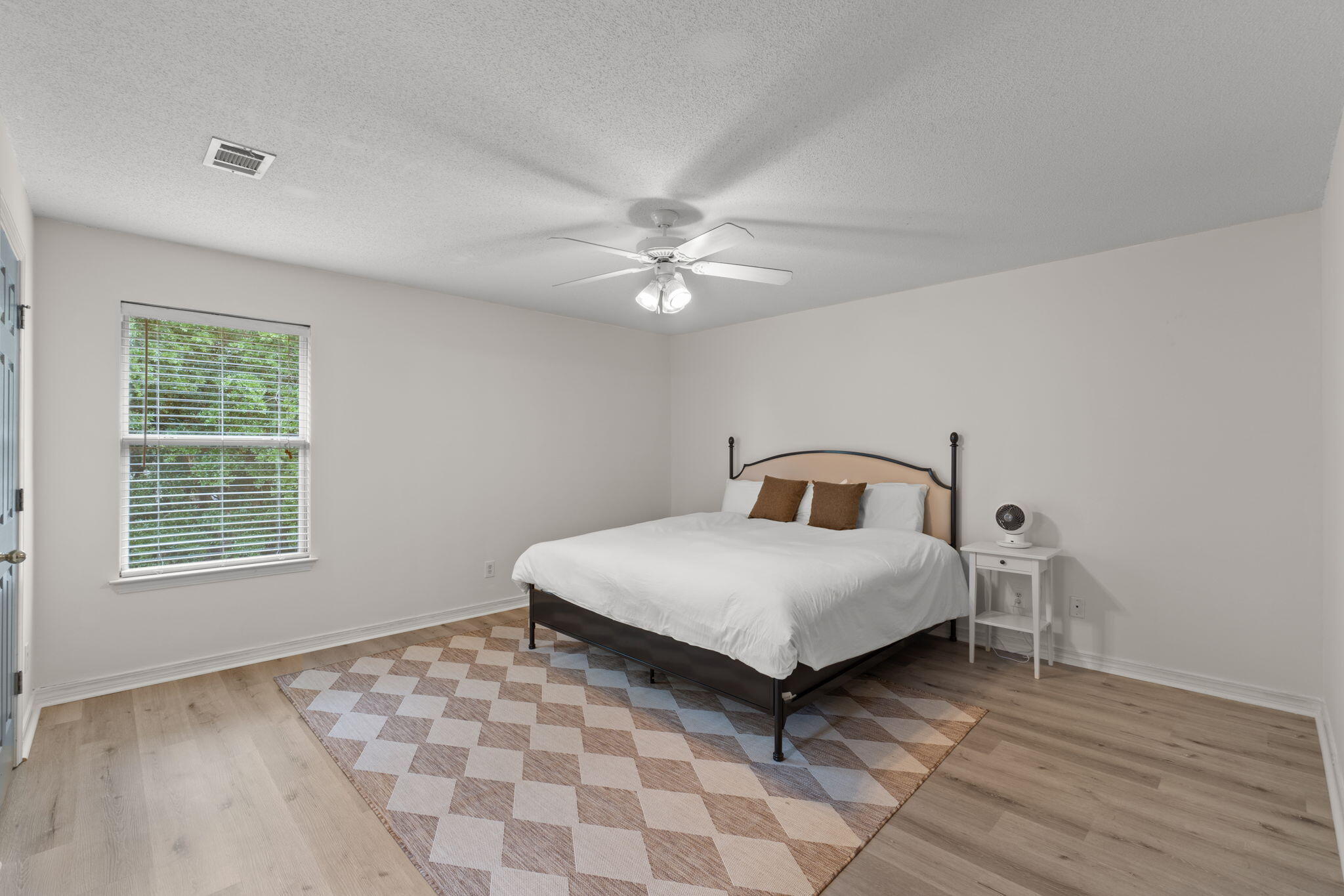9 5th Avenue Shalimar FL 32579