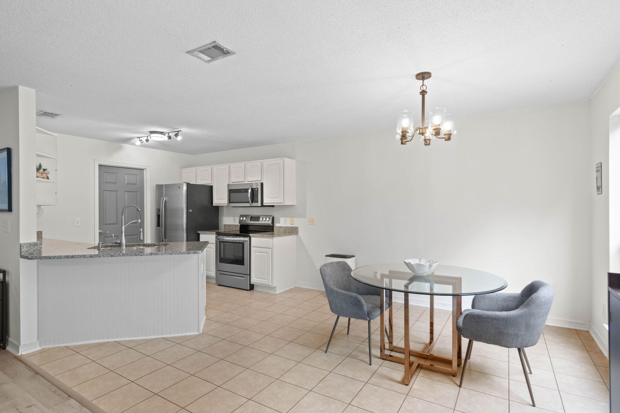 9 5th Avenue Shalimar FL 32579
