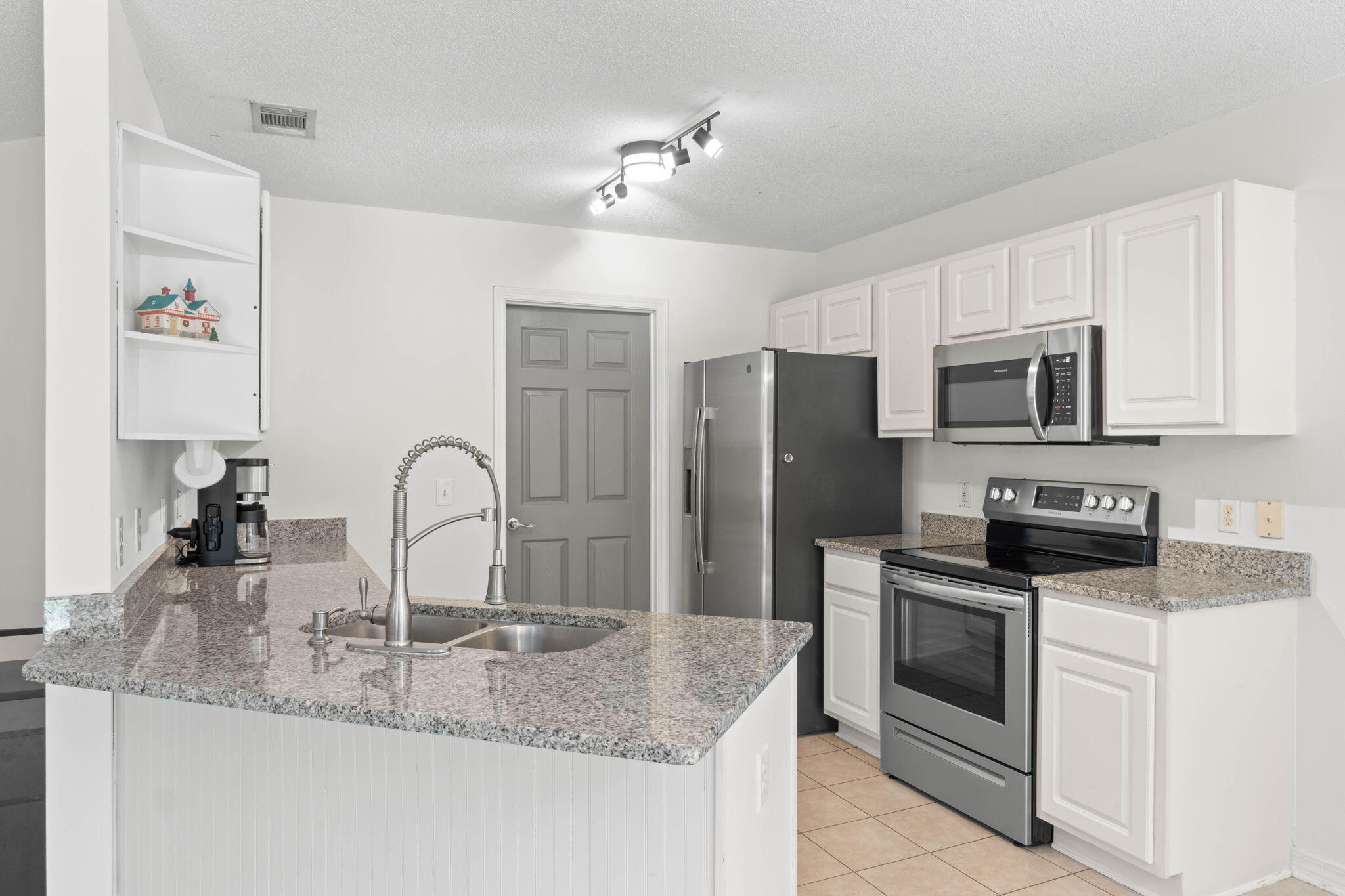 9 5th Avenue Shalimar FL 32579