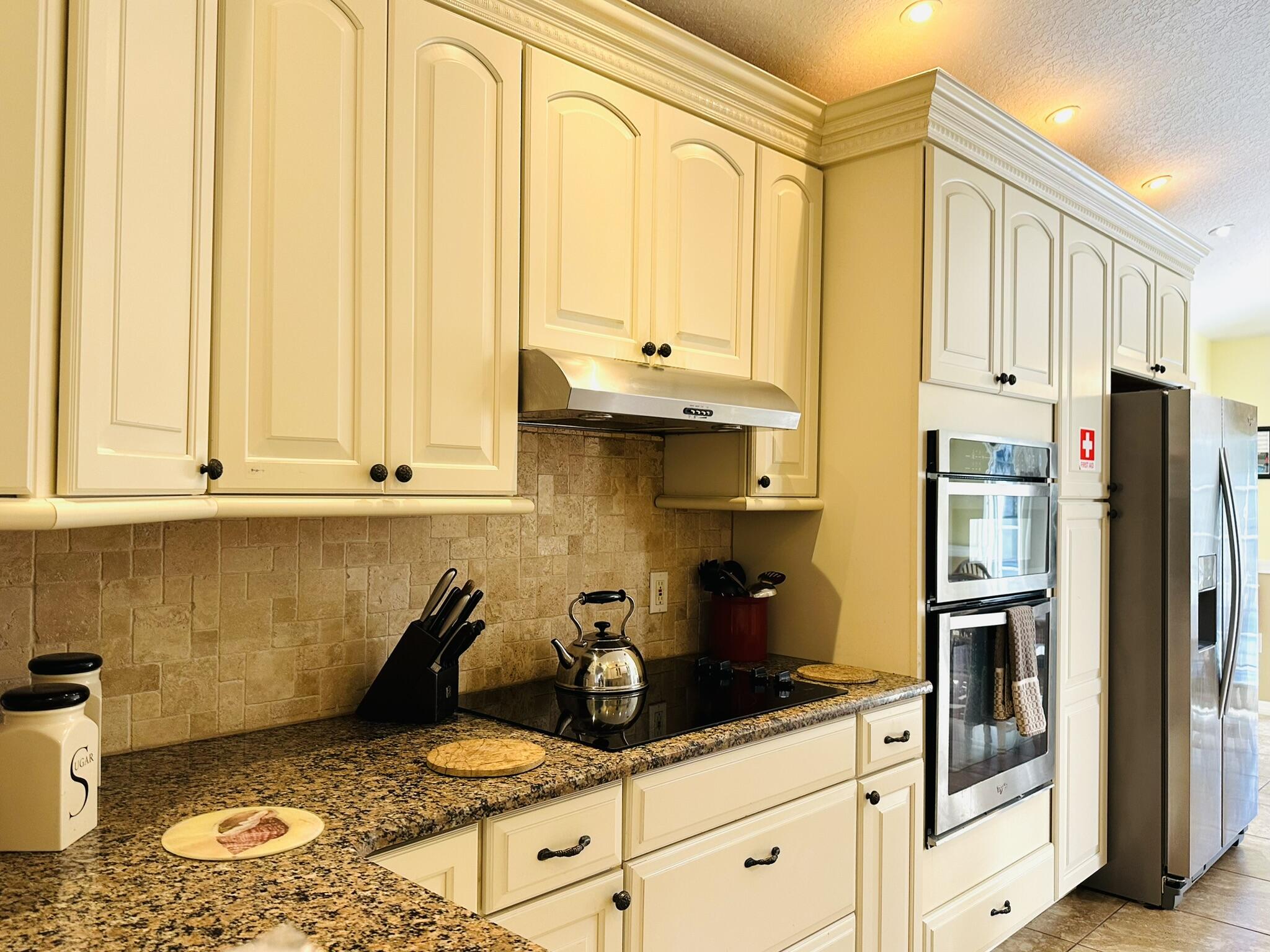 1049 Lake Berkley Drive Other FL N/A