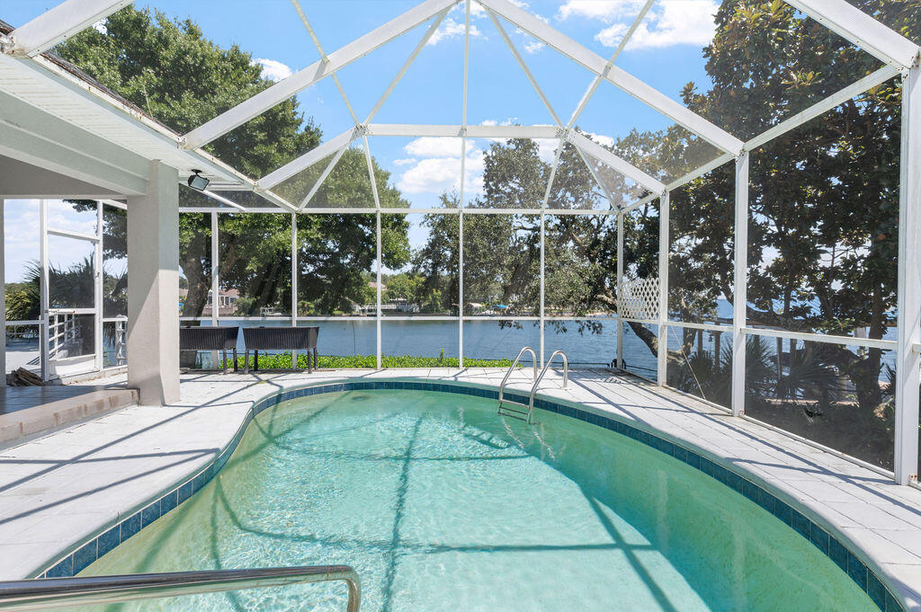 777 Boulevard Of The Champions Shalimar FL 32579