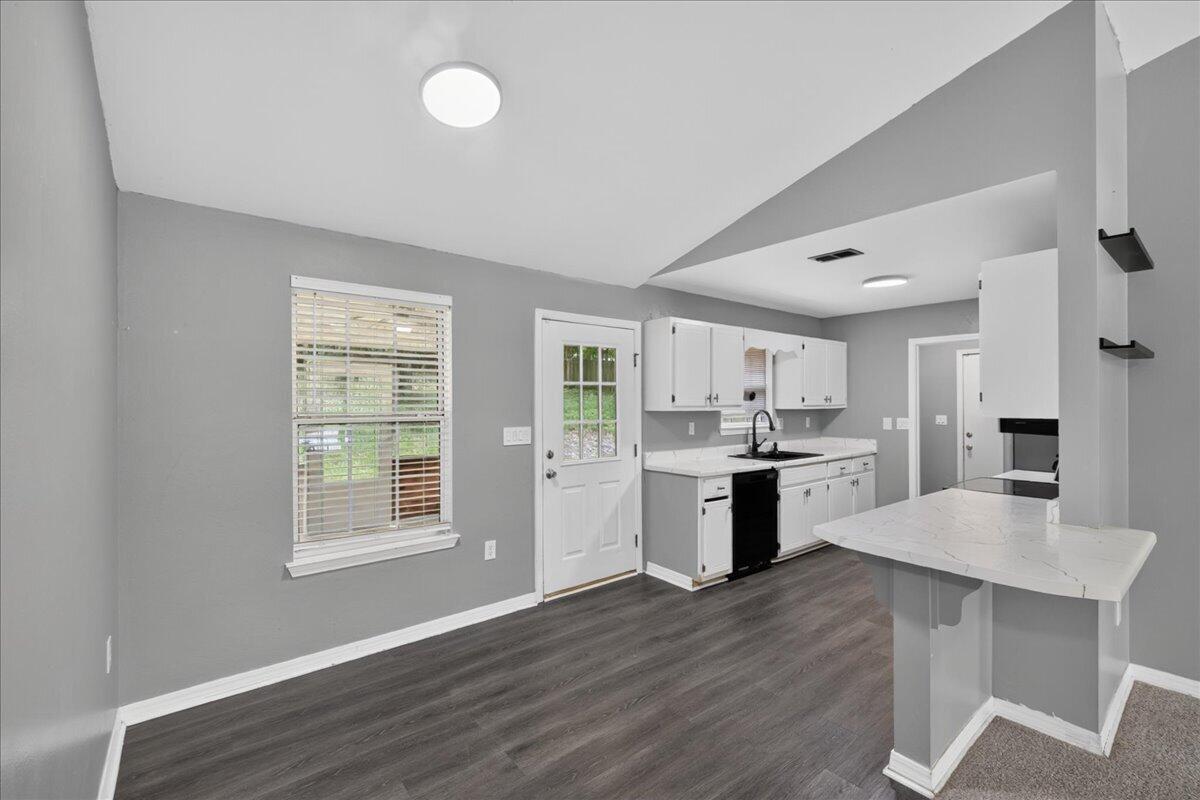 326 Lakeview Drive Crestview FL 32536
