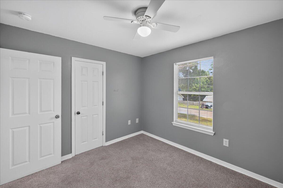 326 Lakeview Drive Crestview FL 32536