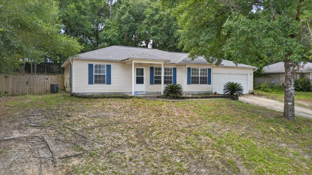 326 Lakeview Drive Crestview FL 32536