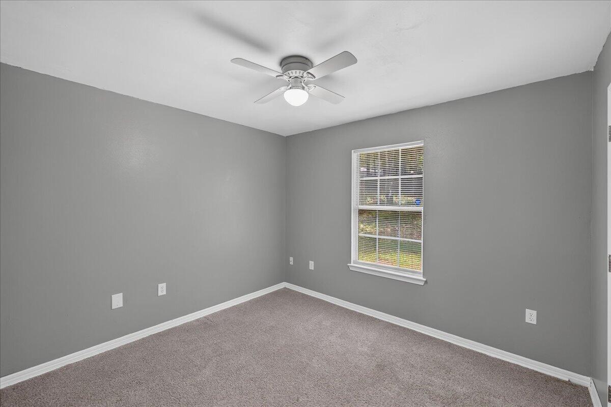326 Lakeview Drive Crestview FL 32536