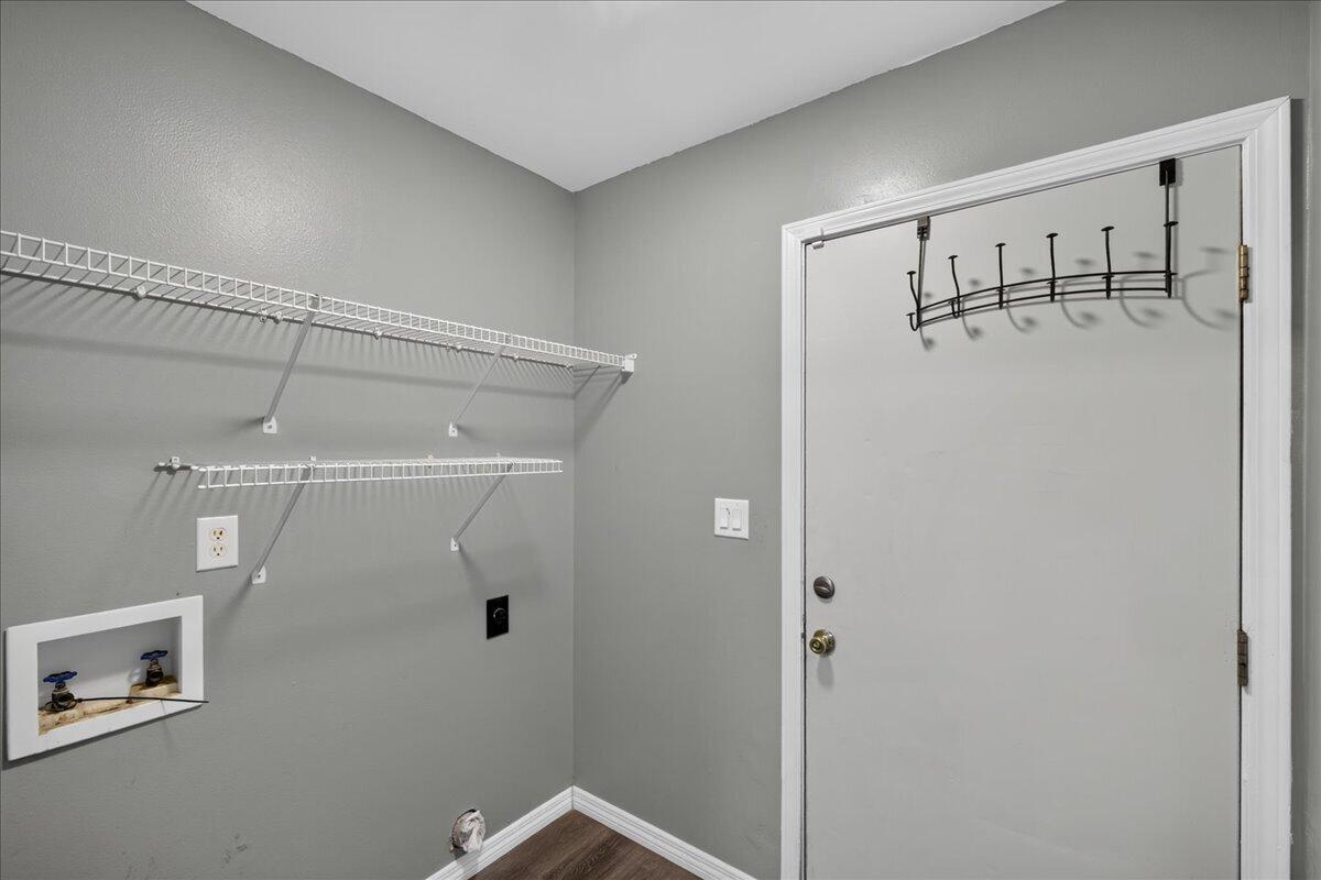 326 Lakeview Drive Crestview FL 32536