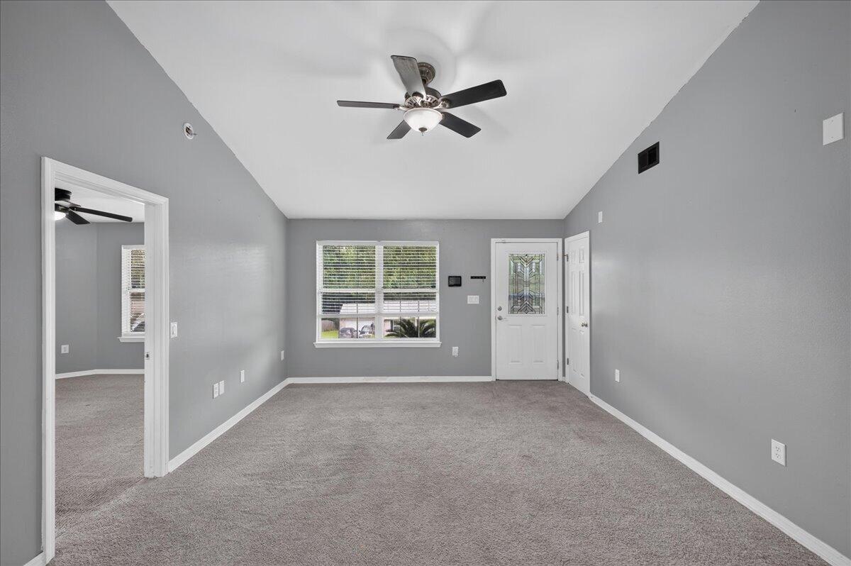 326 Lakeview Drive Crestview FL 32536