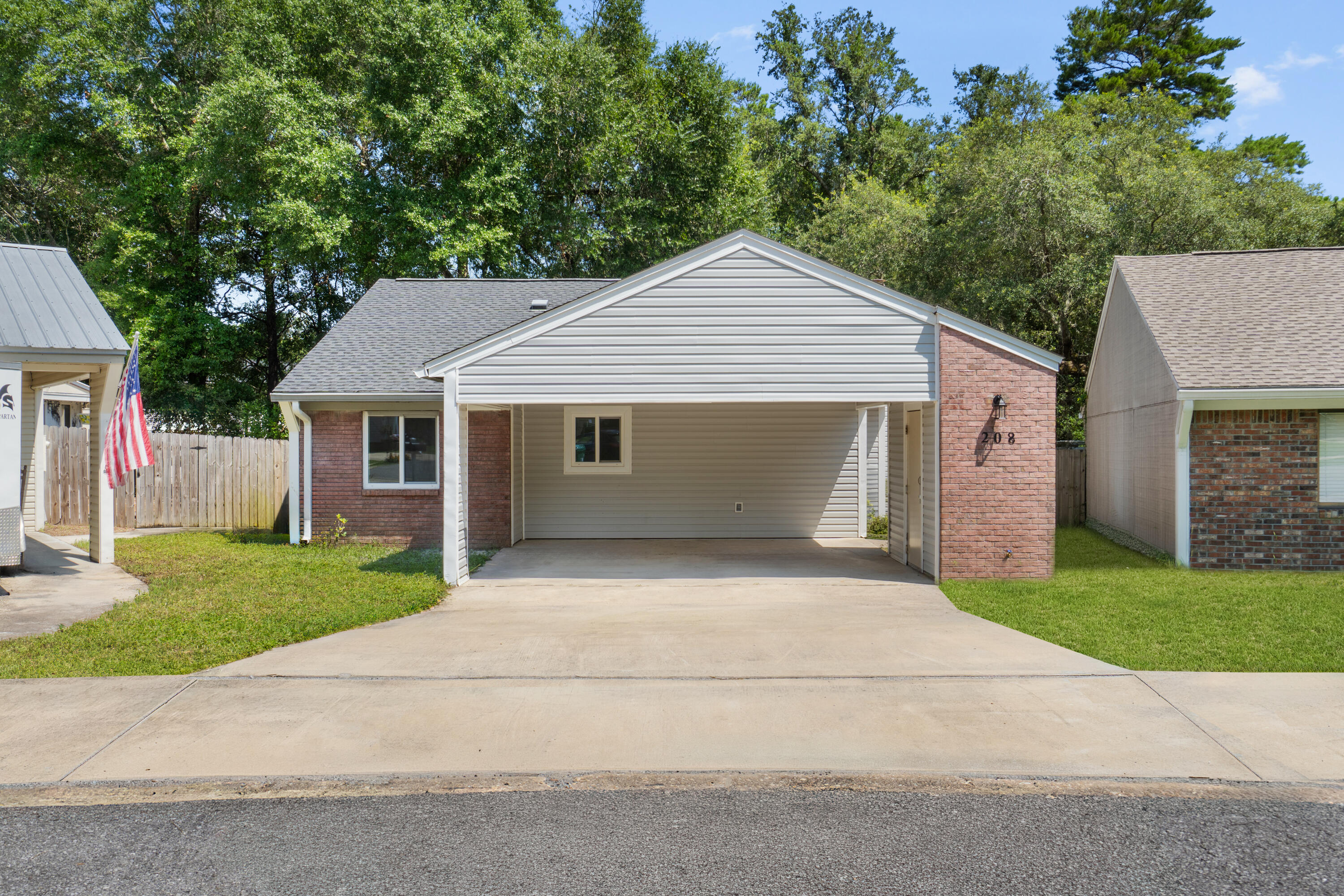 Niceville FL, 208 Cottonwood Court