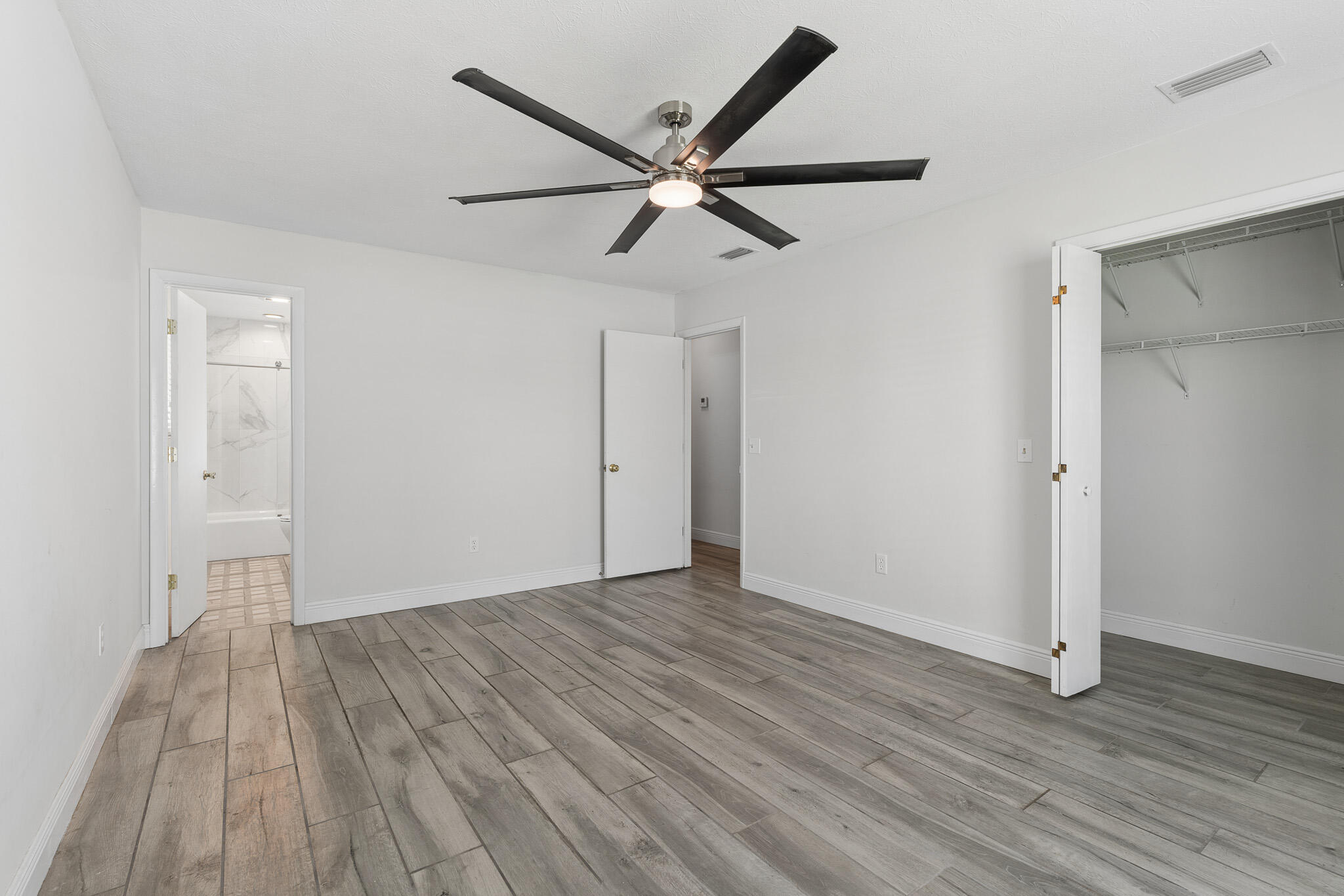 2742 E Highway 390 Panama City FL 32405
