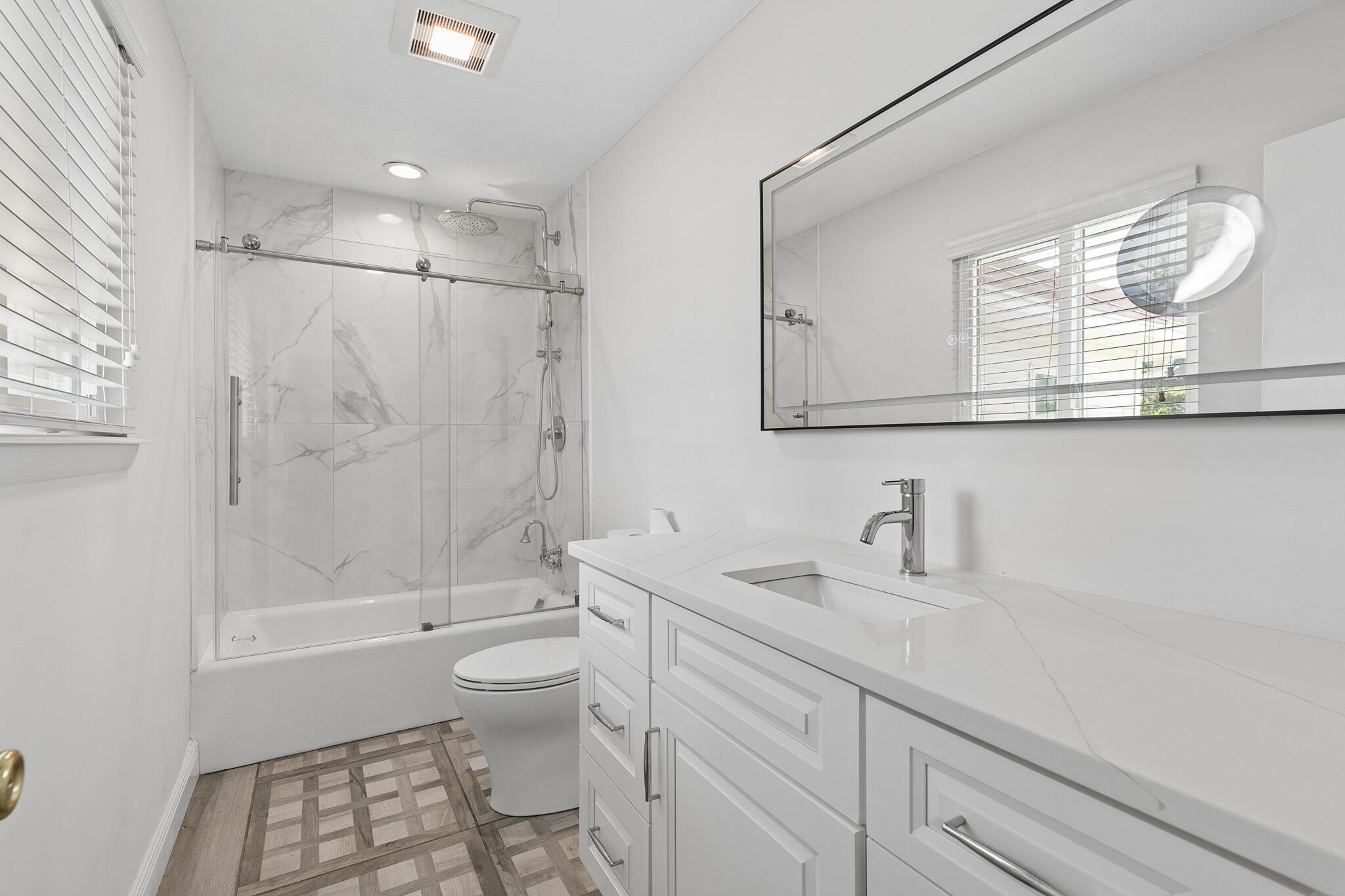 2742 E Highway 390 Panama City FL 32405