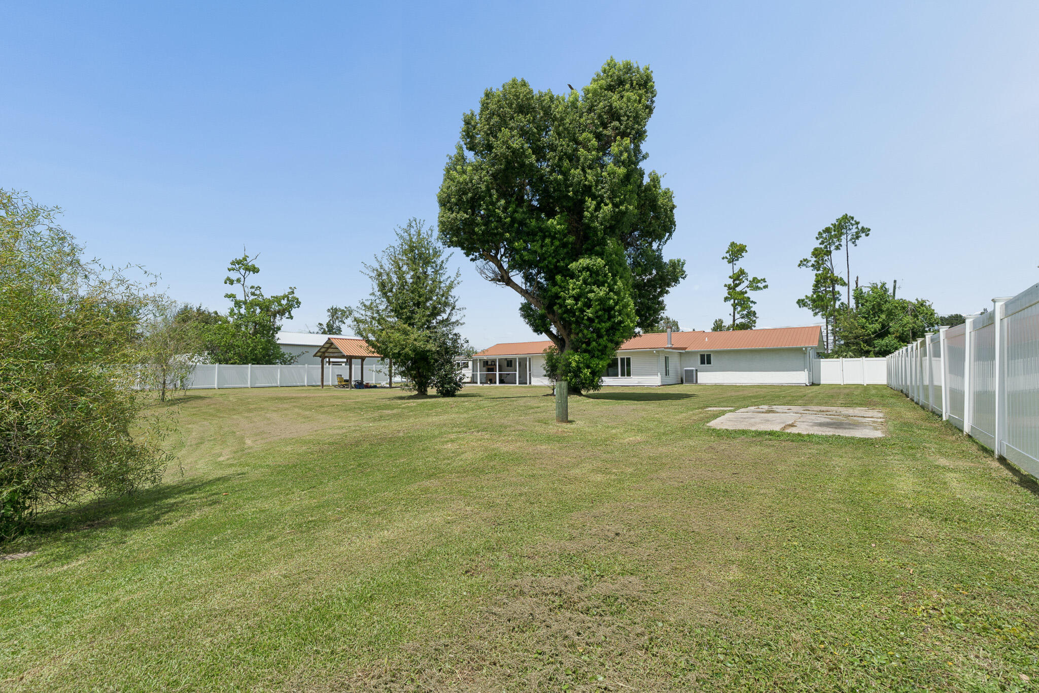 2742 E Highway 390 Panama City FL 32405