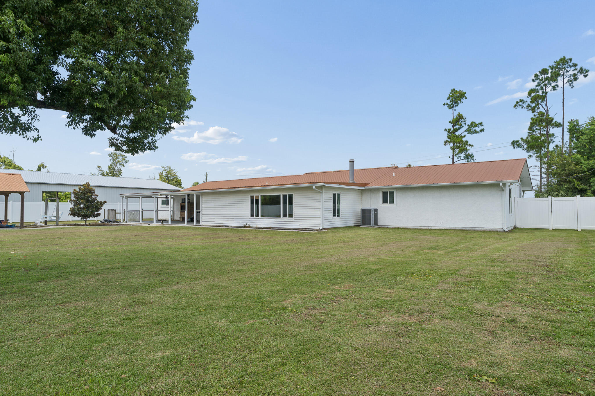 2742 E Highway 390 Panama City FL 32405