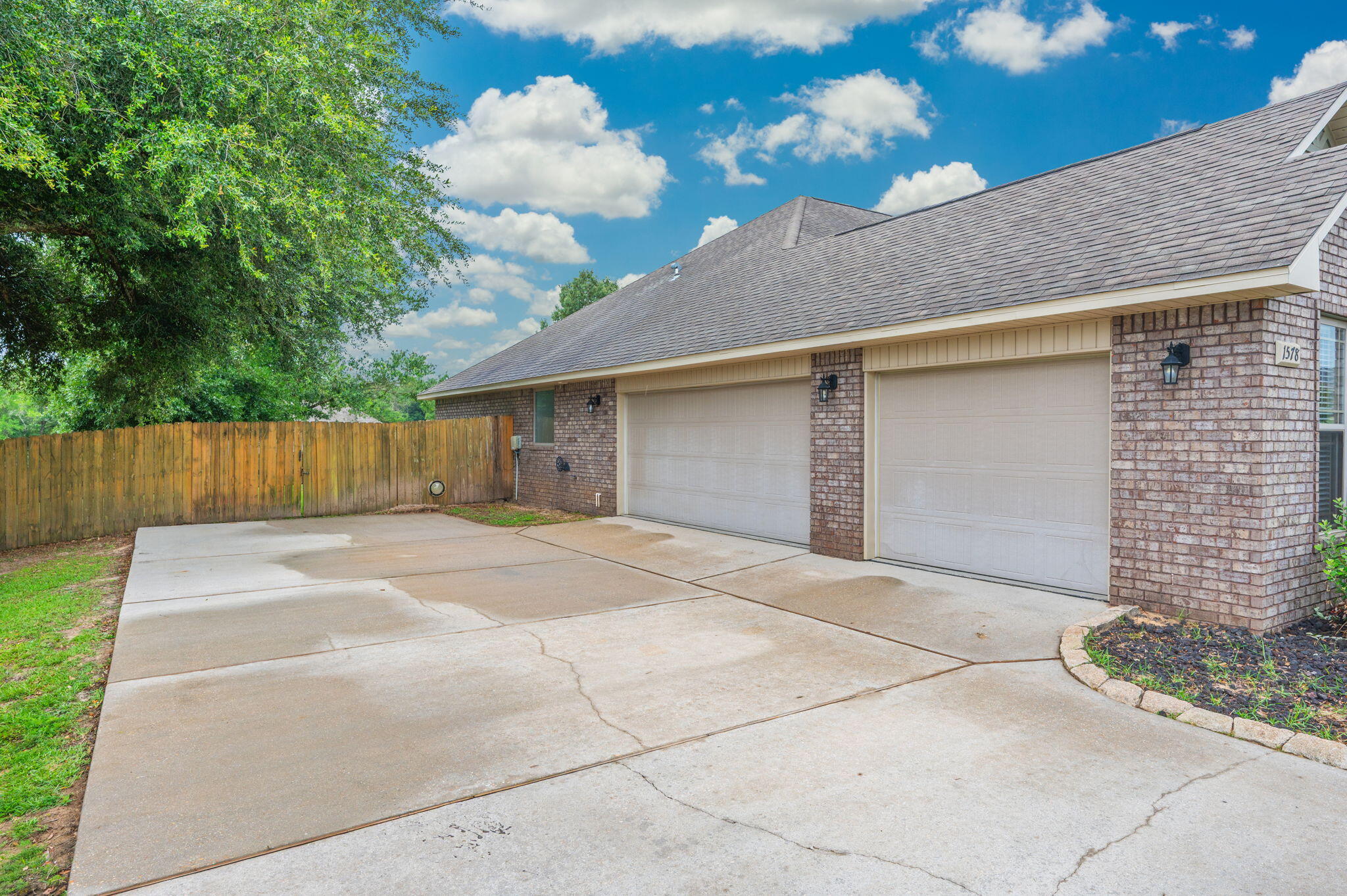 1578 Lena Street Baker FL 32531