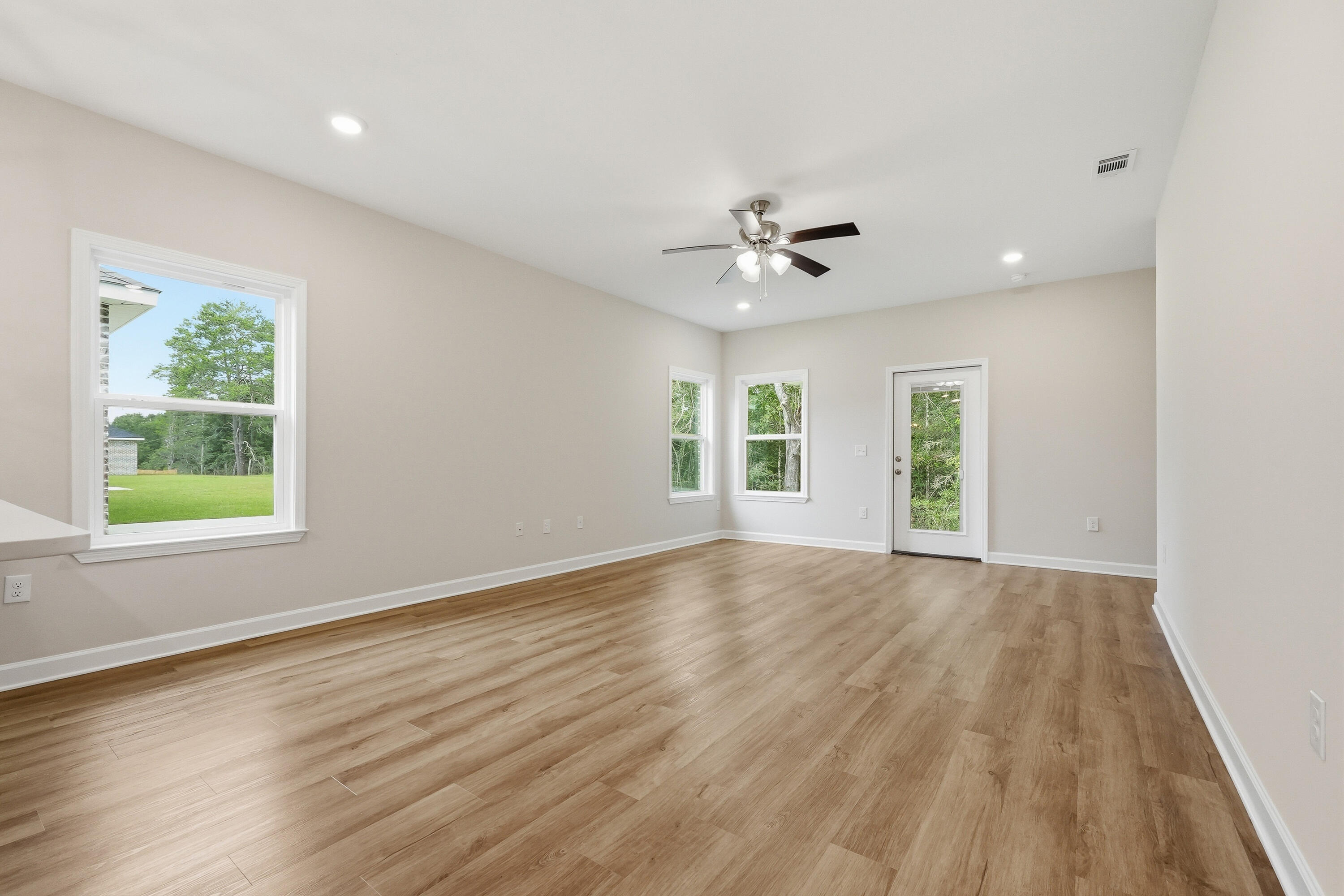 111 Spooner Street Defuniak Springs FL 32433