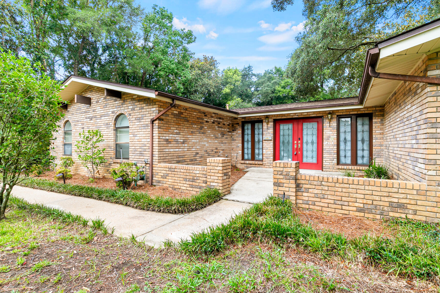 607 NE Country Club Avenue Fort Walton Beach FL 32547