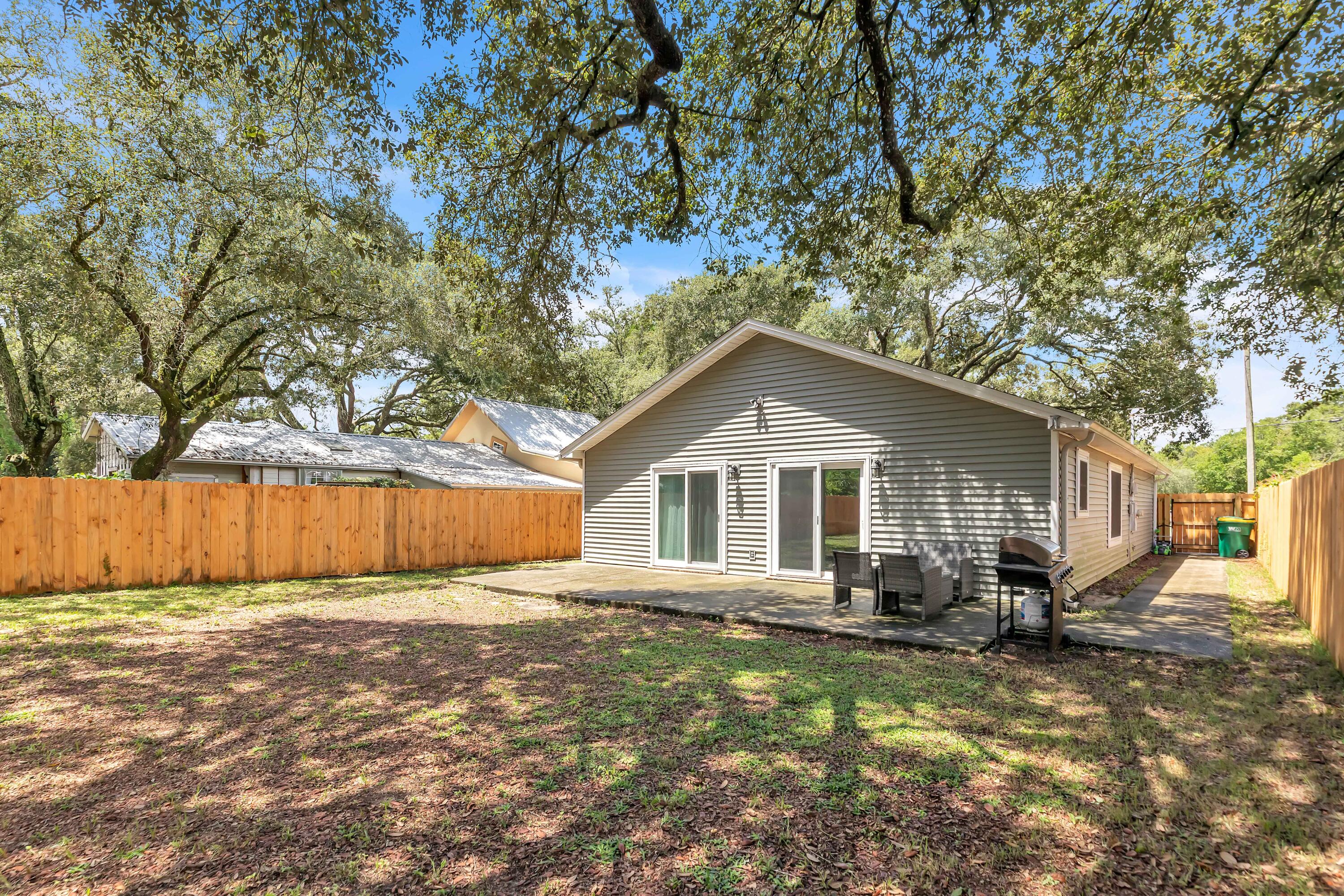 910 Linden Avenue Niceville FL 32578