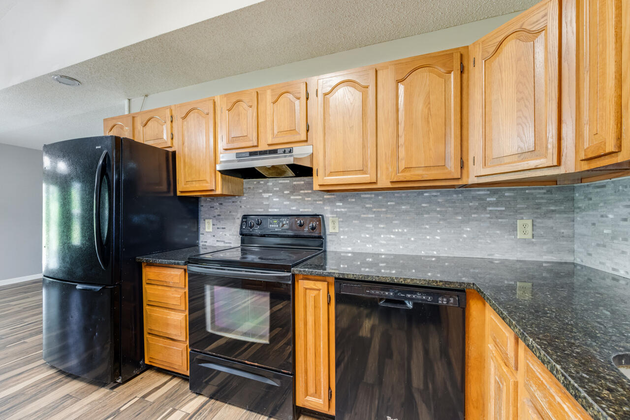 5811 Monroe Street Baker FL 32531