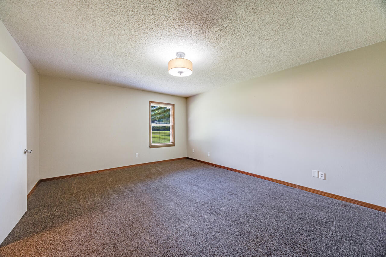 5811 Monroe Street Baker FL 32531