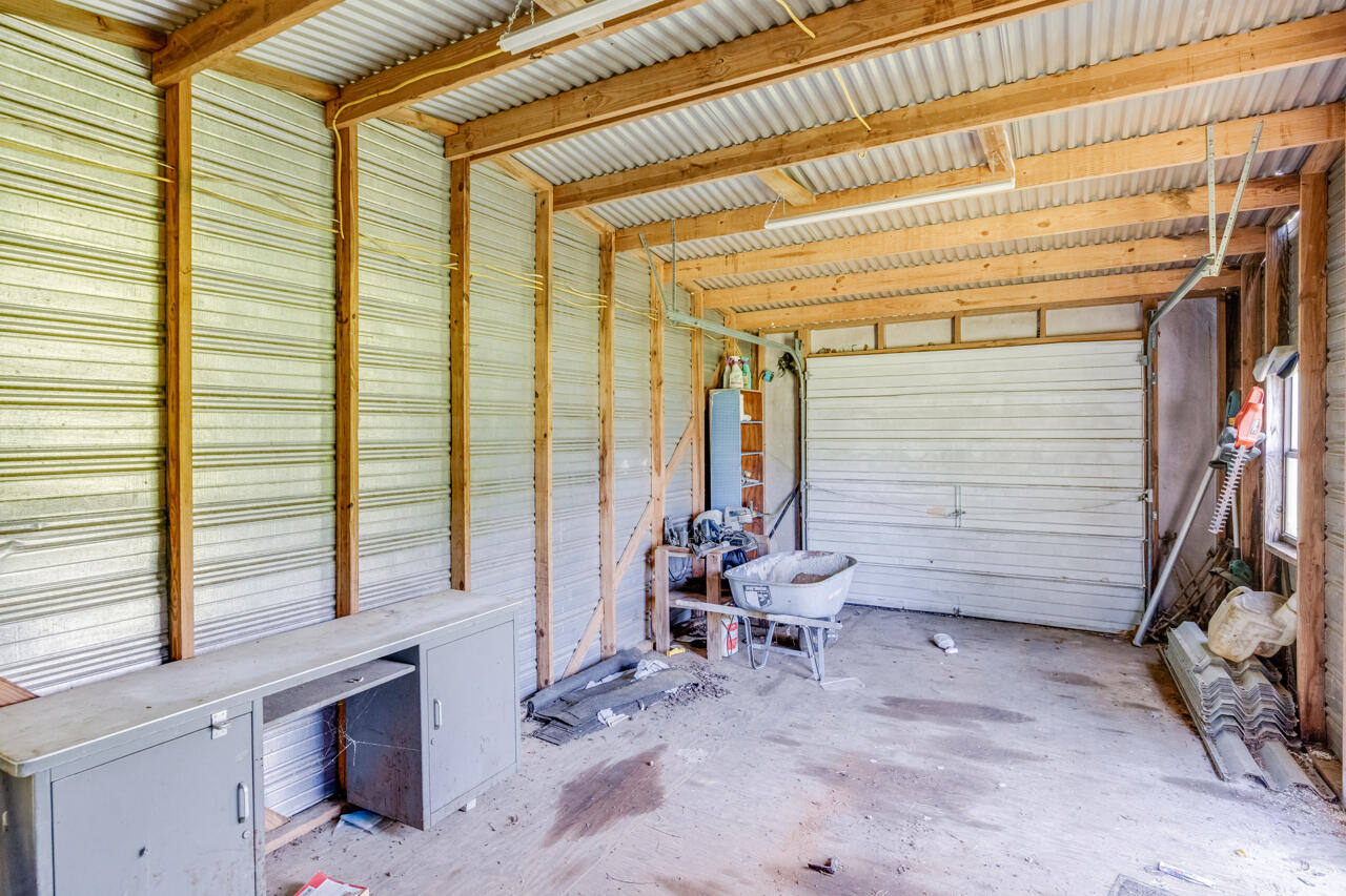 5811 Monroe Street Baker FL 32531