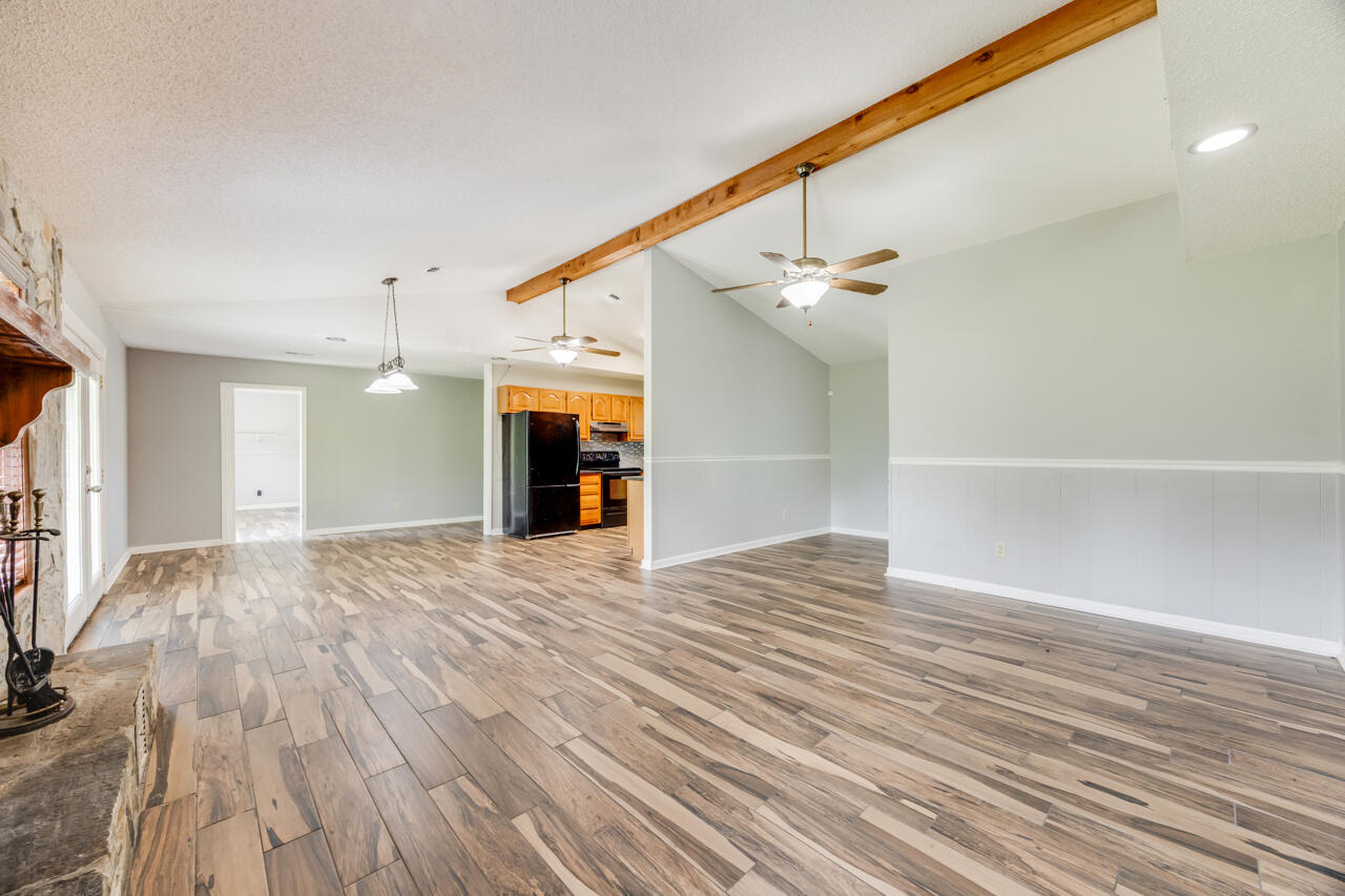 5811 Monroe Street Baker FL 32531