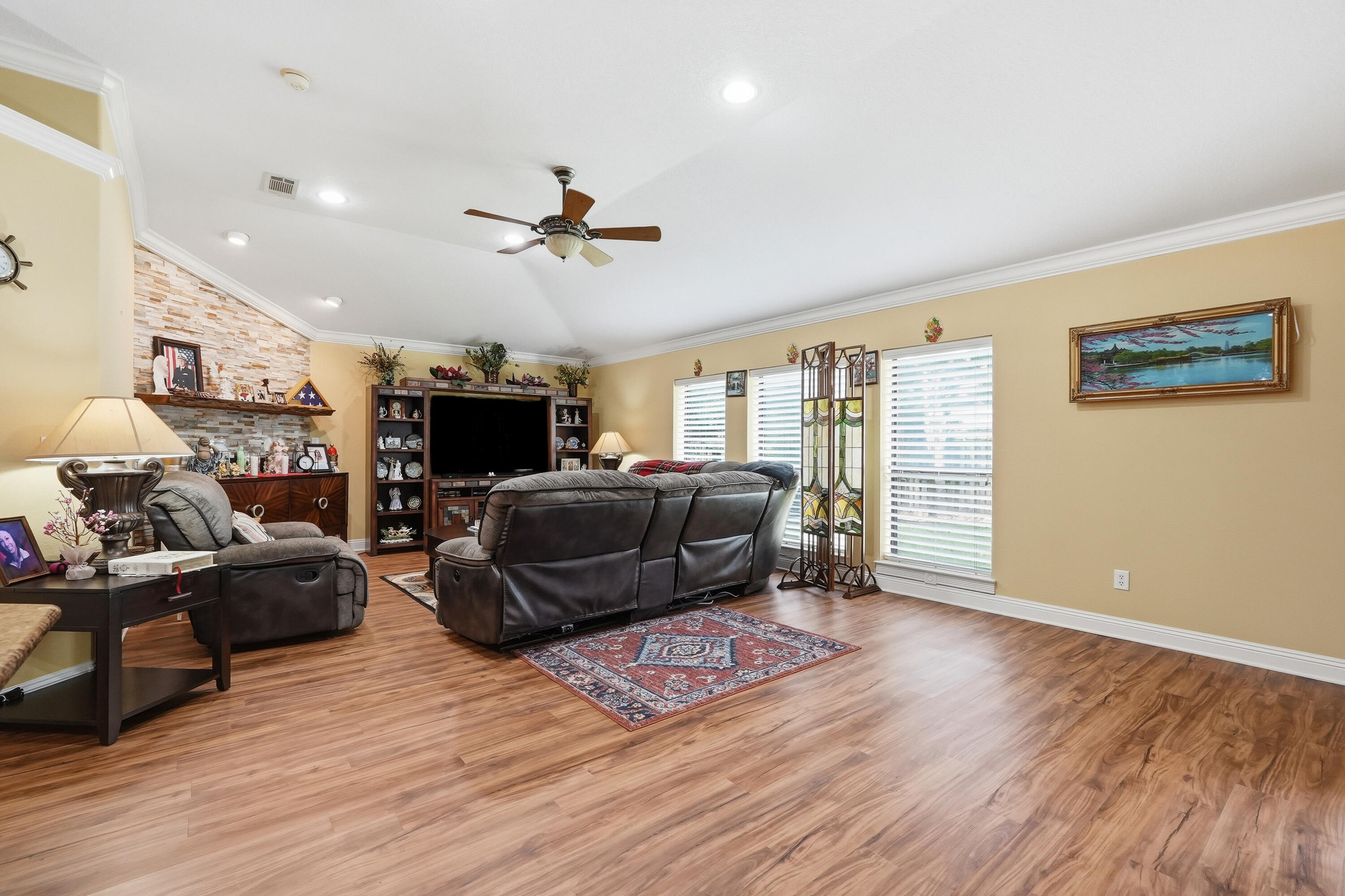 2005 Tampa Boulevard Navarre FL 32566