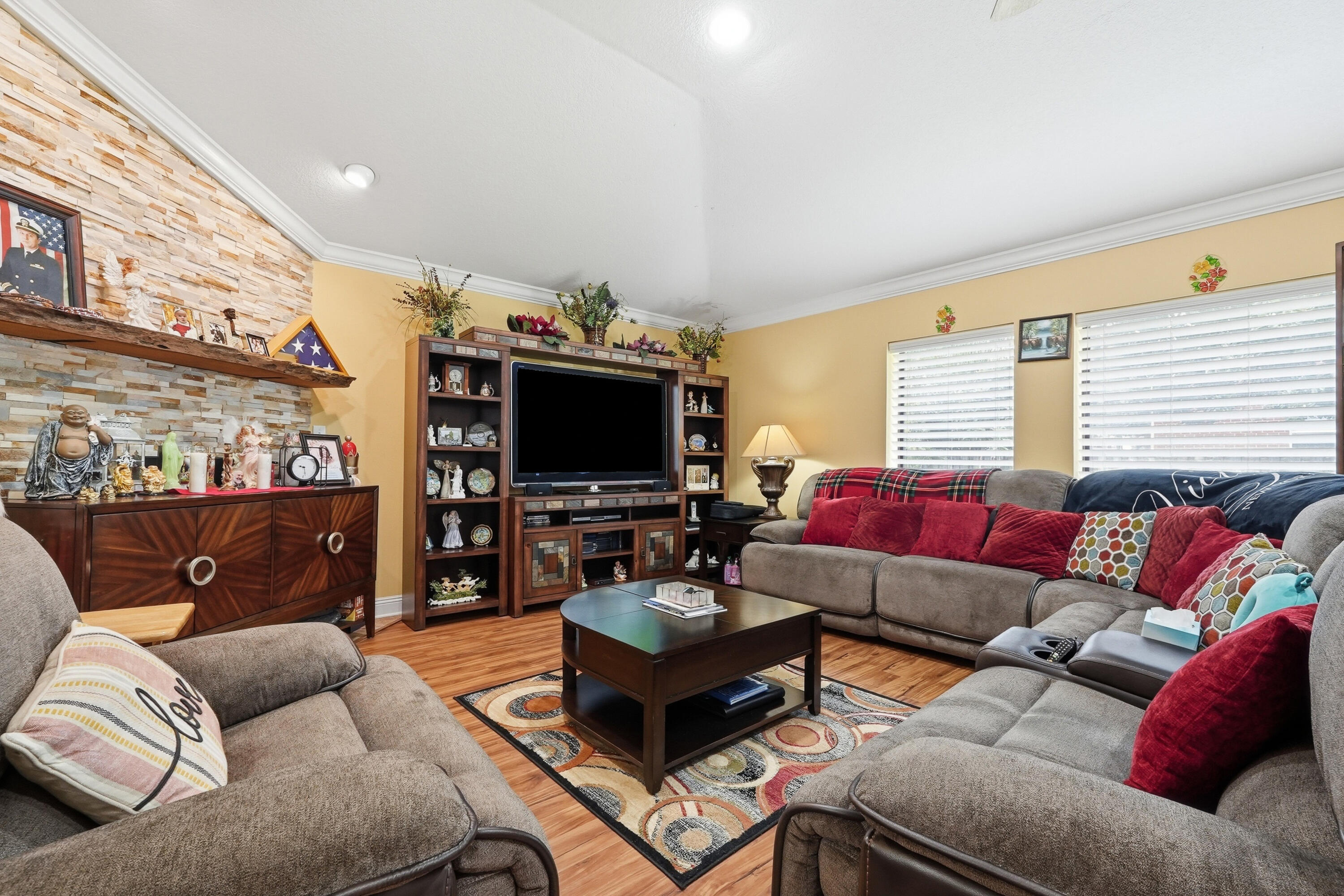 2005 Tampa Boulevard Navarre FL 32566