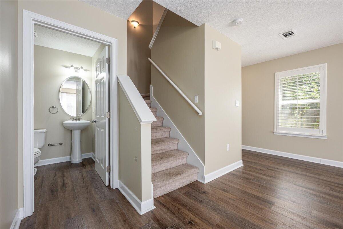 2708 Apple Blossom Court Shalimar FL 32579