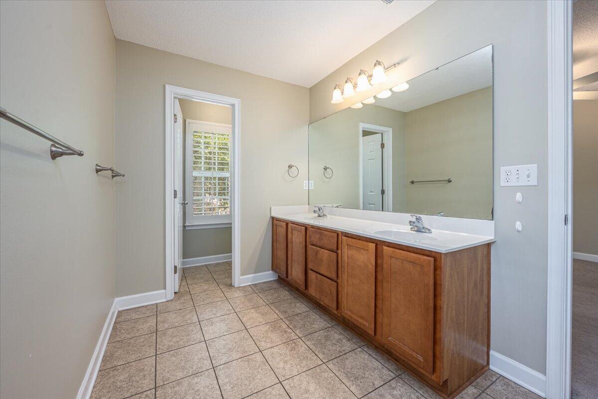 2708 Apple Blossom Court Shalimar FL 32579
