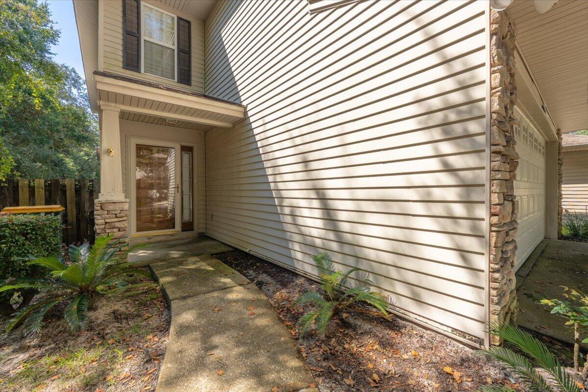 2708 Apple Blossom Court Shalimar FL 32579