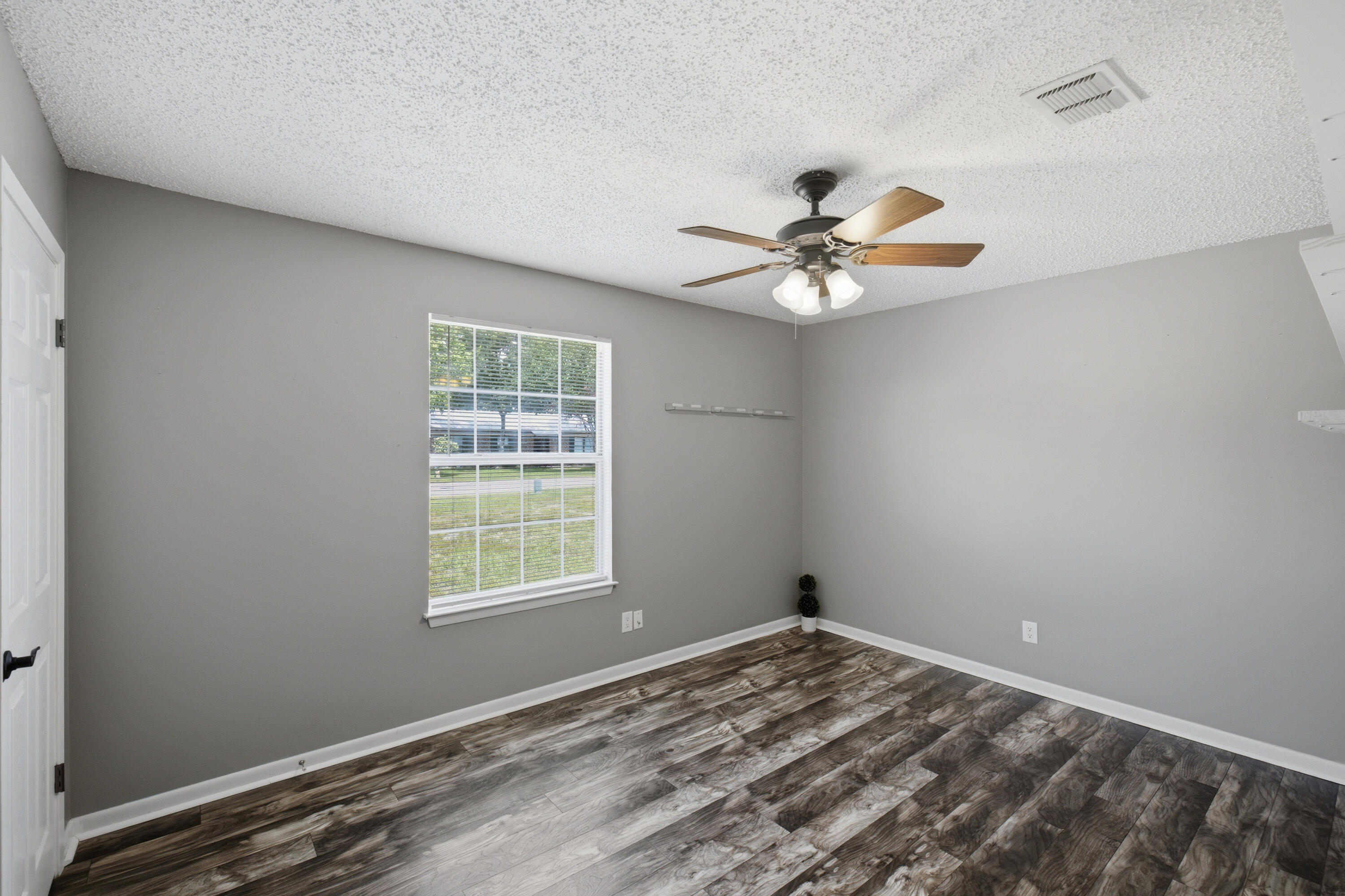 1130 Coral Drive Niceville FL 32578