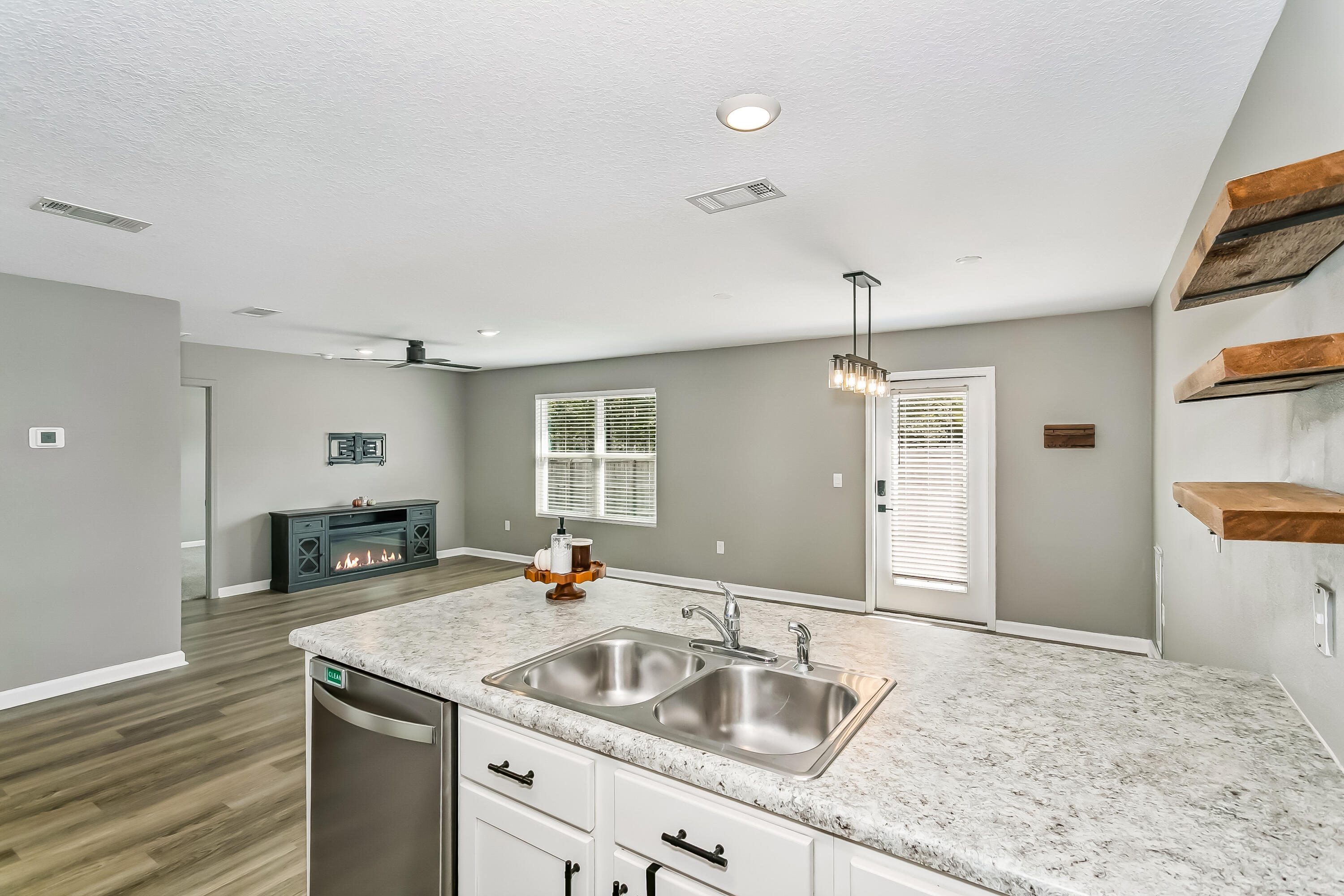 3110 Van Day Way Crestview FL 32539