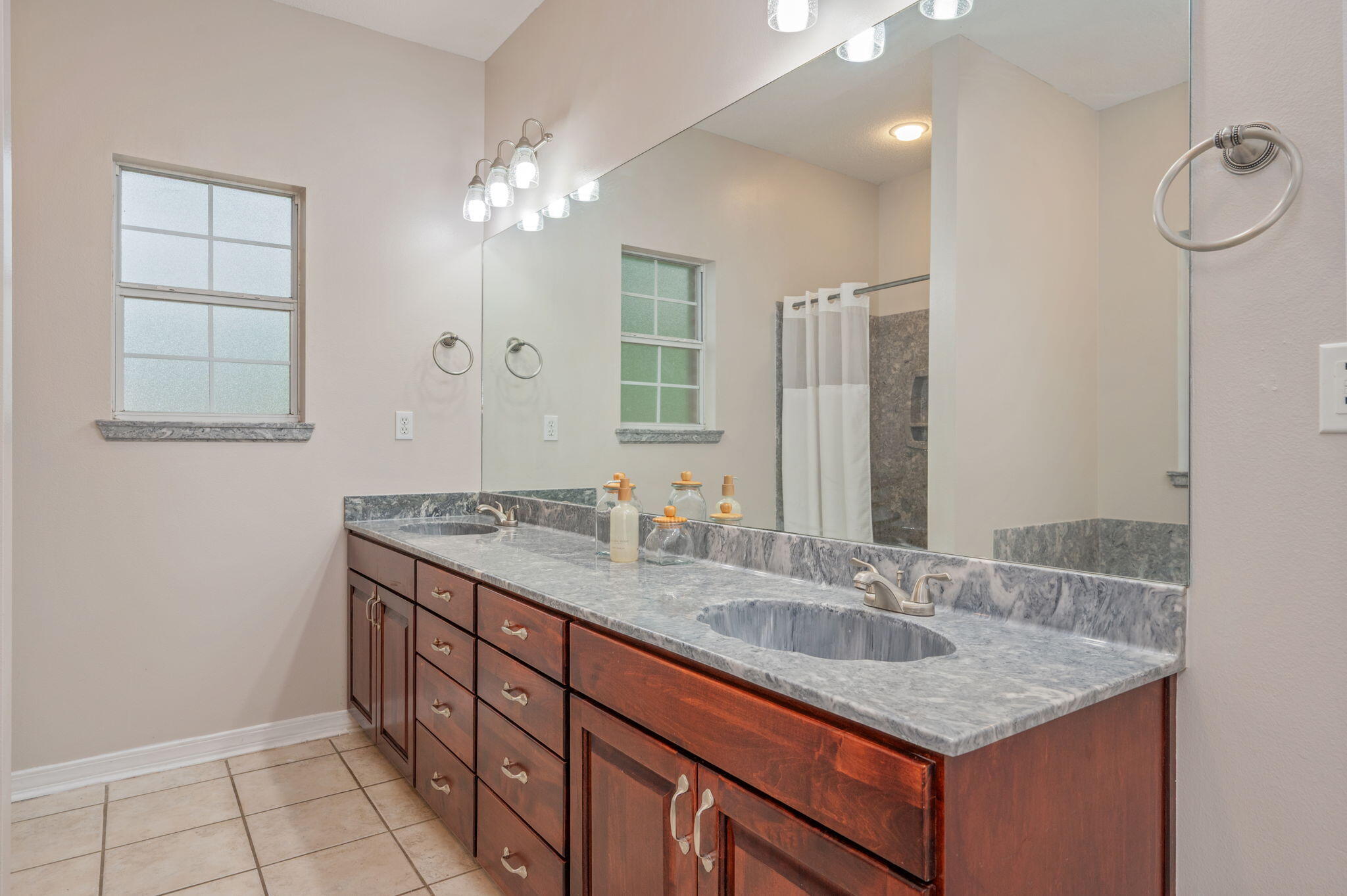 2903 Second Avenue Crestview FL 32539