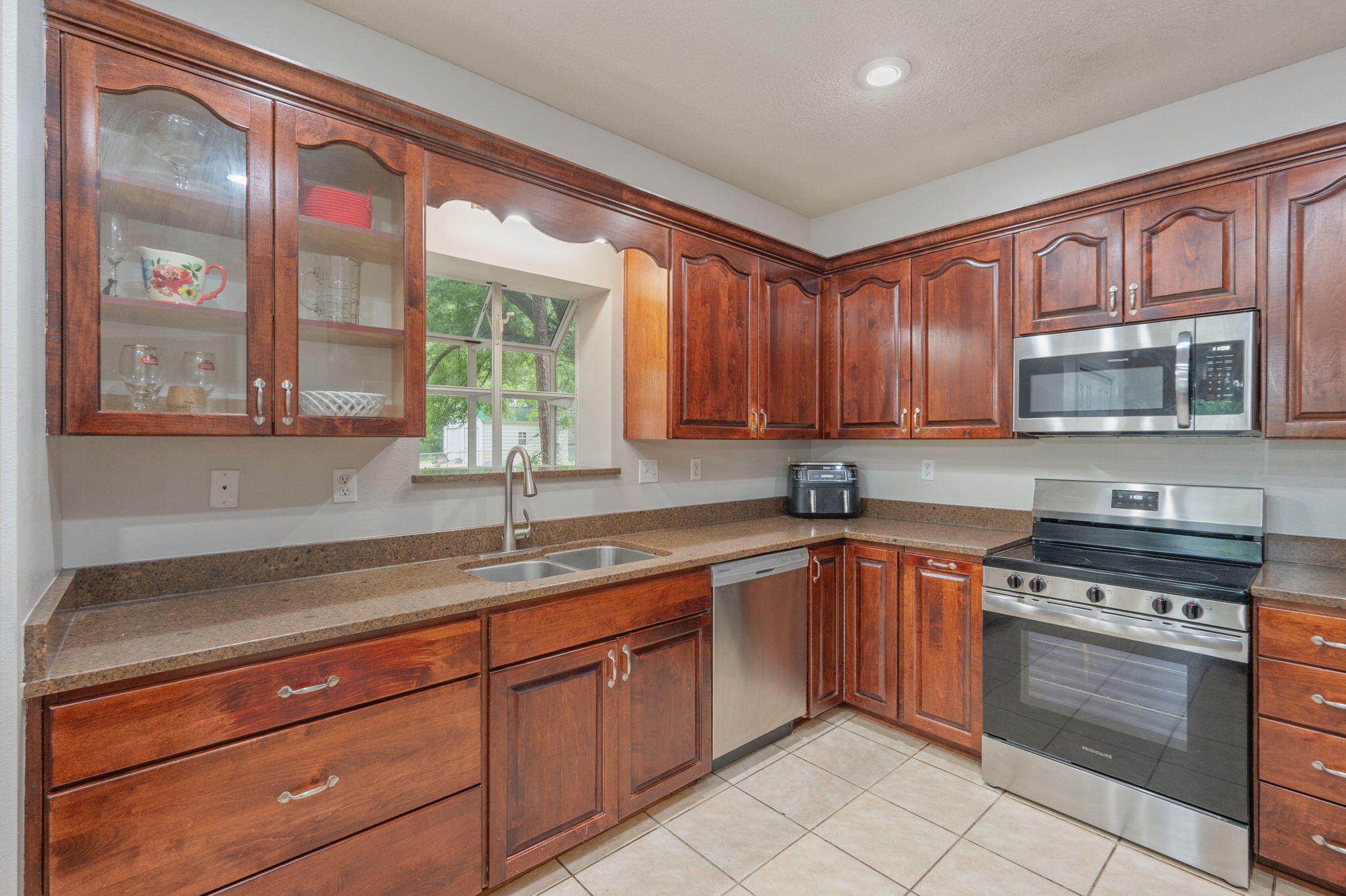 2903 Second Avenue Crestview FL 32539