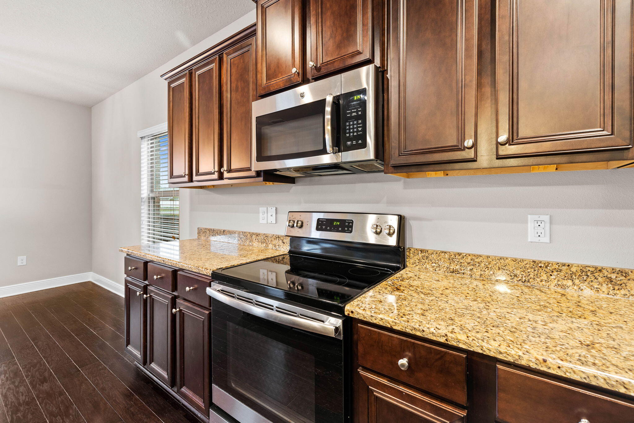 294 Maddox Street Point Washington FL 32459