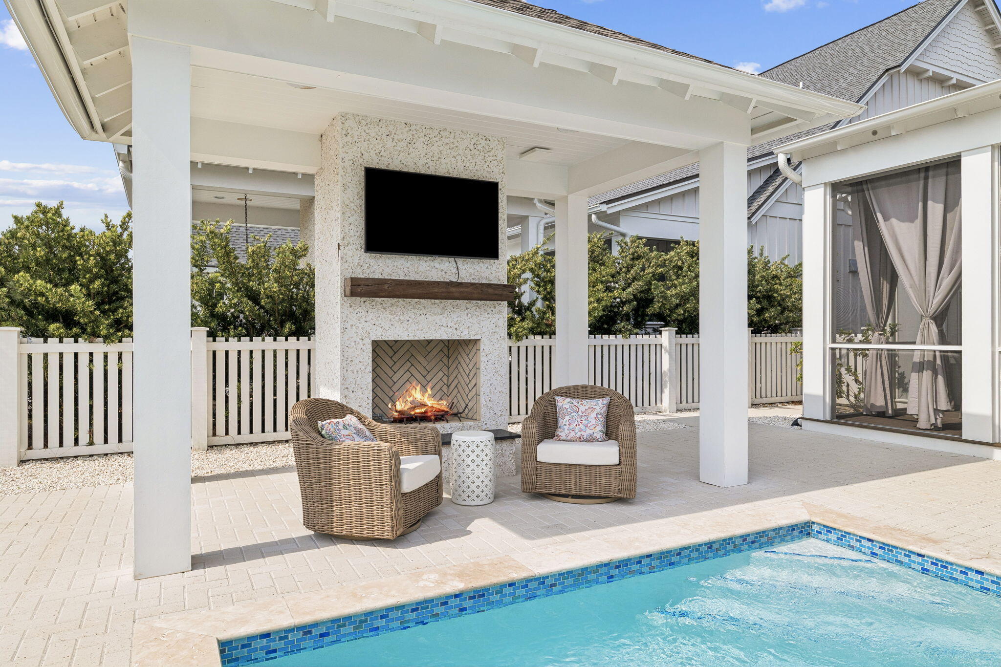 280 Log Landing Street Inlet Beach FL 32461