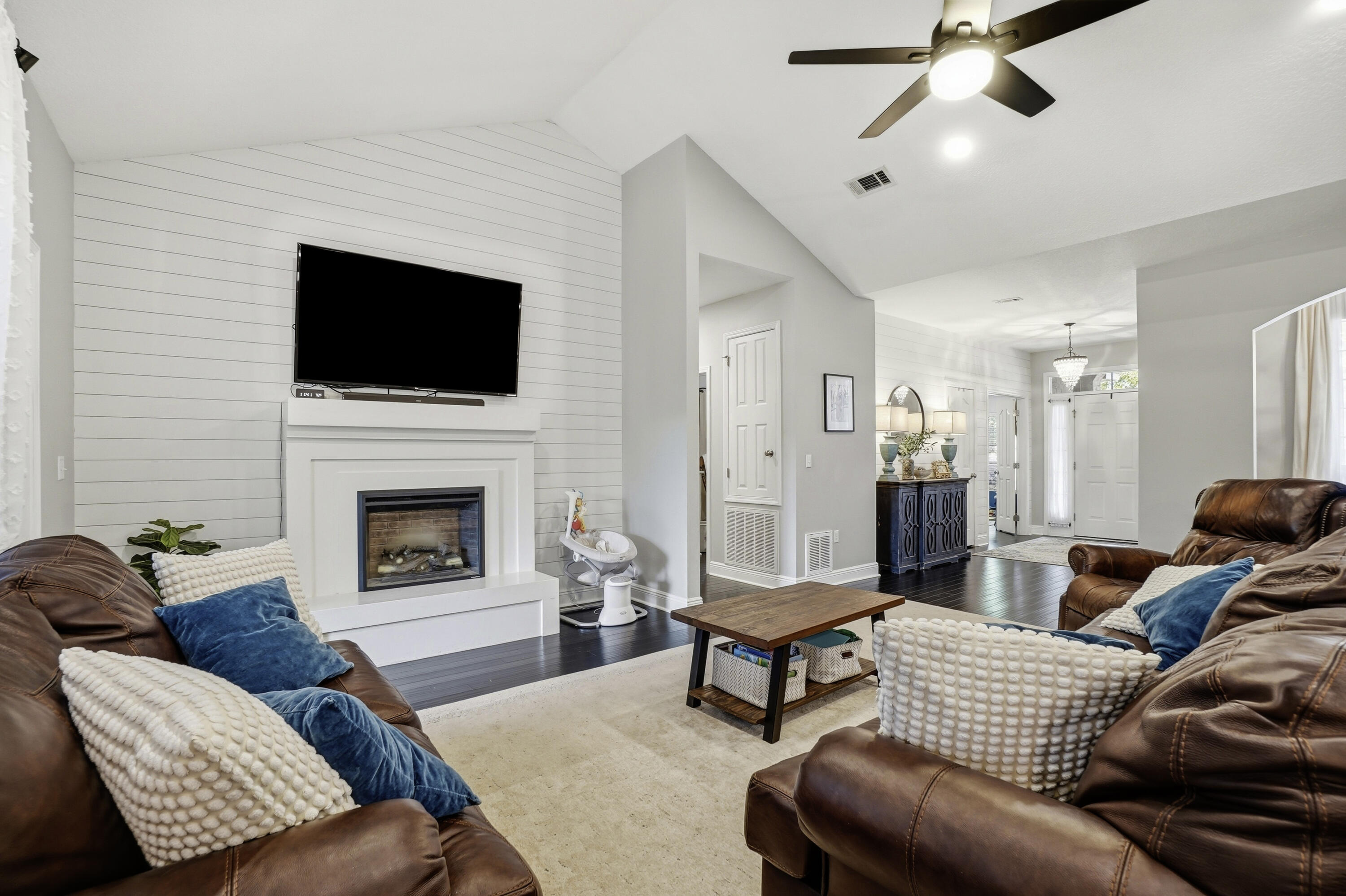 52 Mango Lane Freeport FL 32439