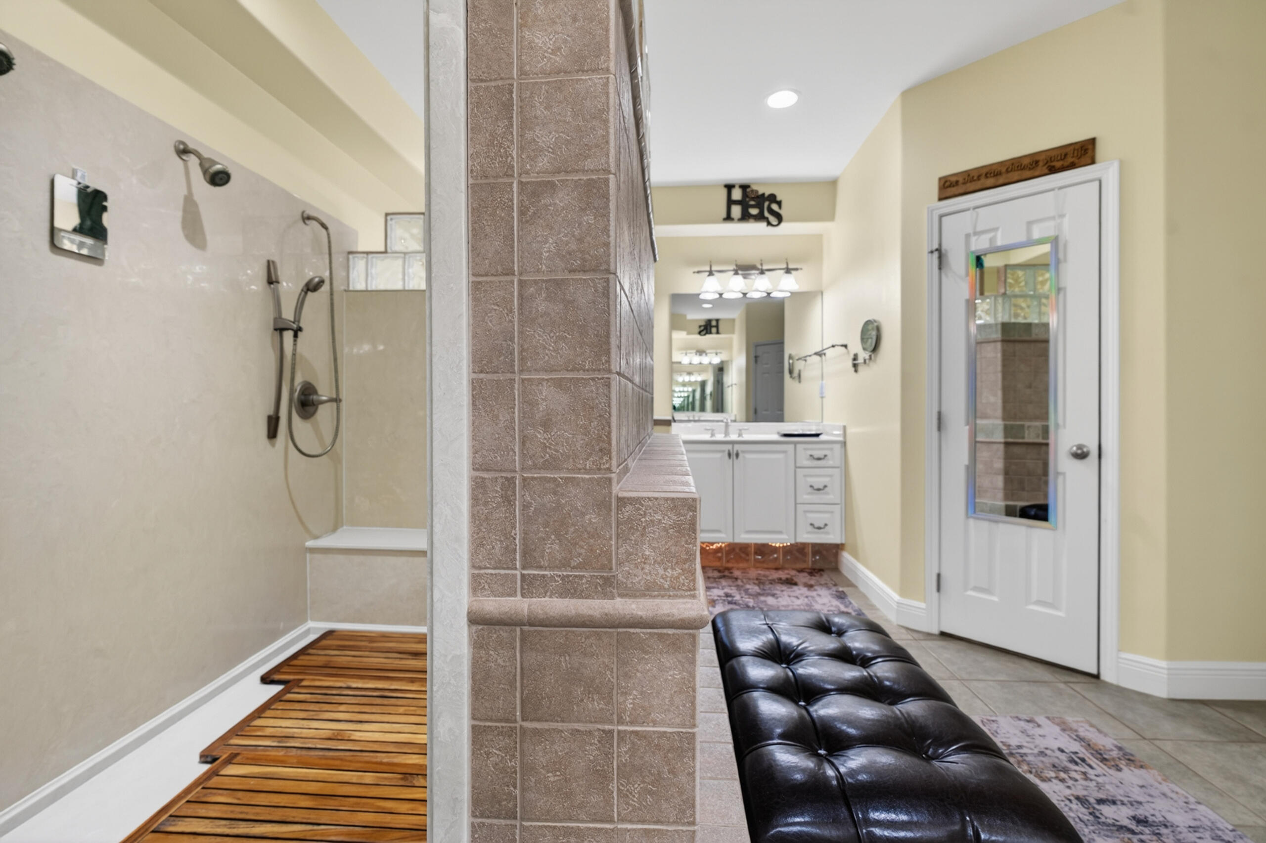 4242 Bobcat Cove Niceville FL 32578
